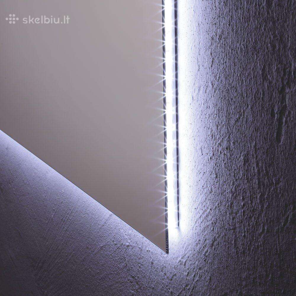 Veidrodis su LED
