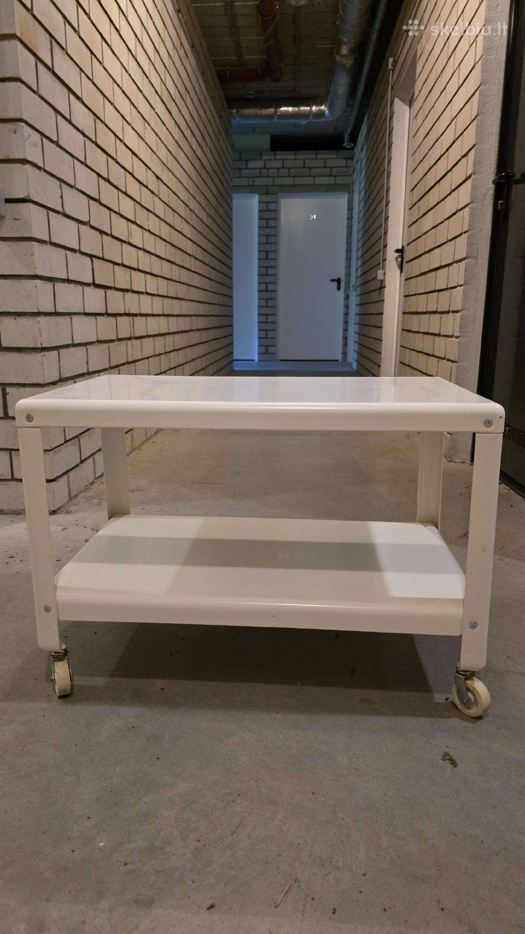 Metalinis Ikea staliukas
