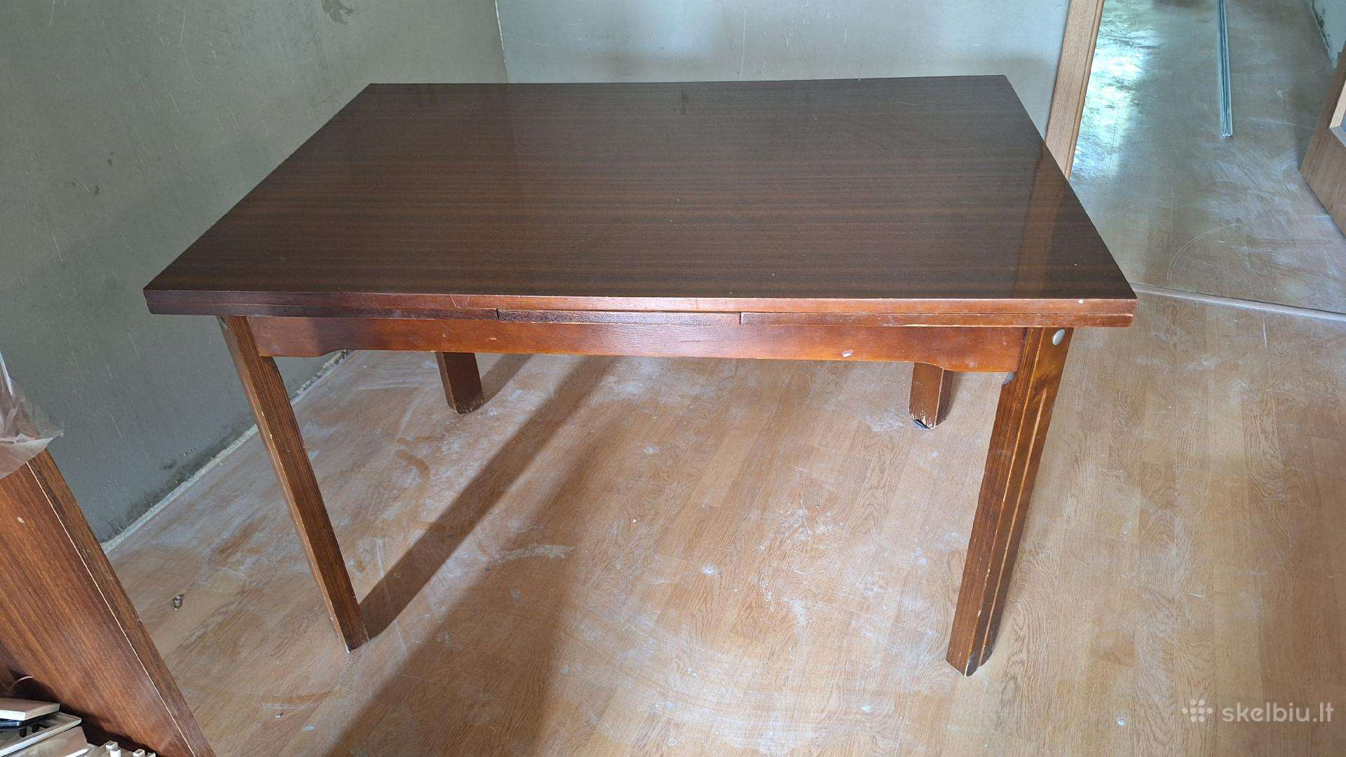 Dovanojamas stalas, išsivežti patiems