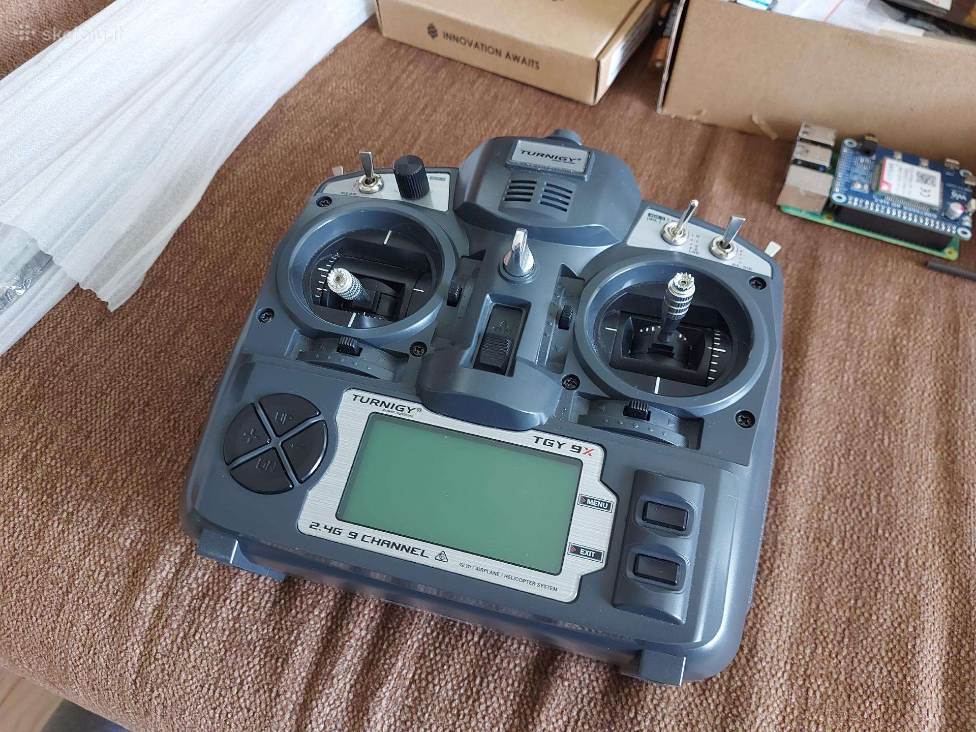 Turnigy 9x RC pultas / Nuotolinio valdymo pultas