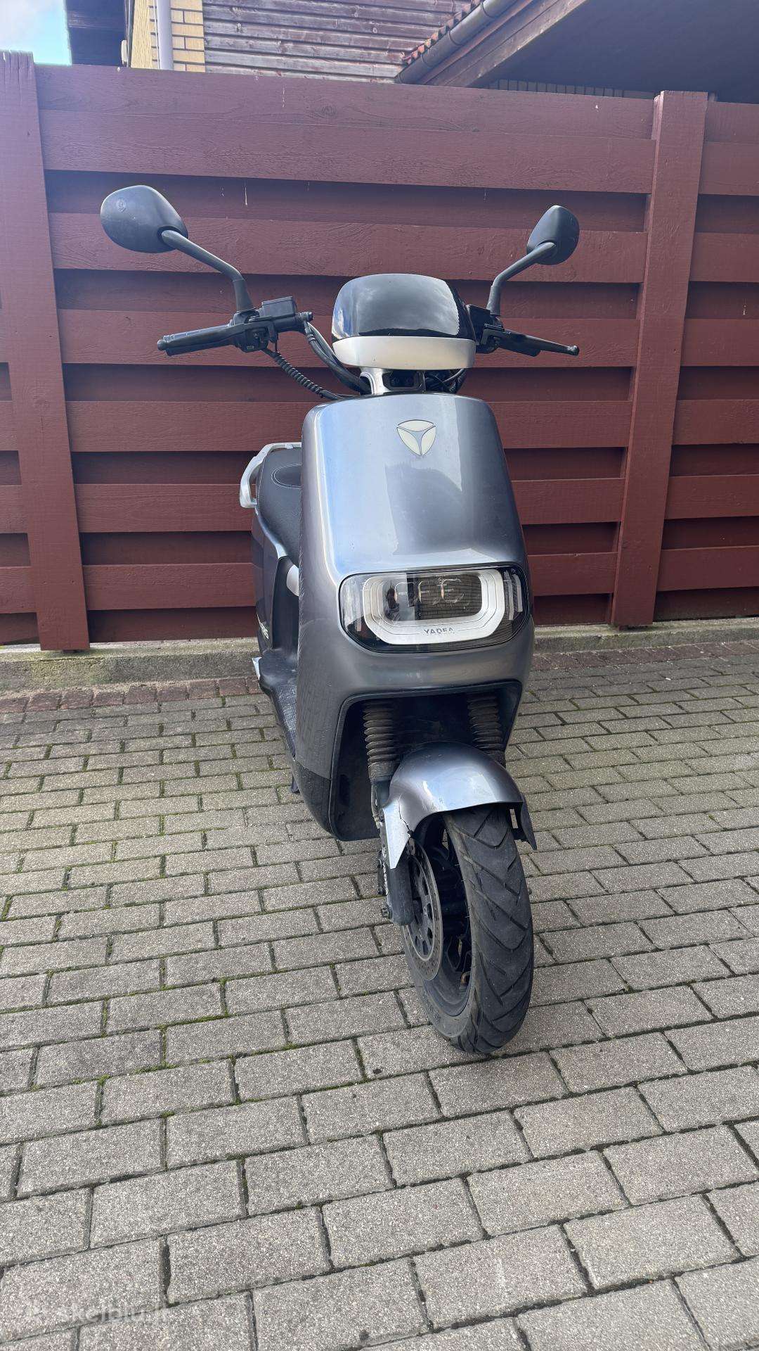 Parduodamas Elektrinis Motoroleris Yadea E8s