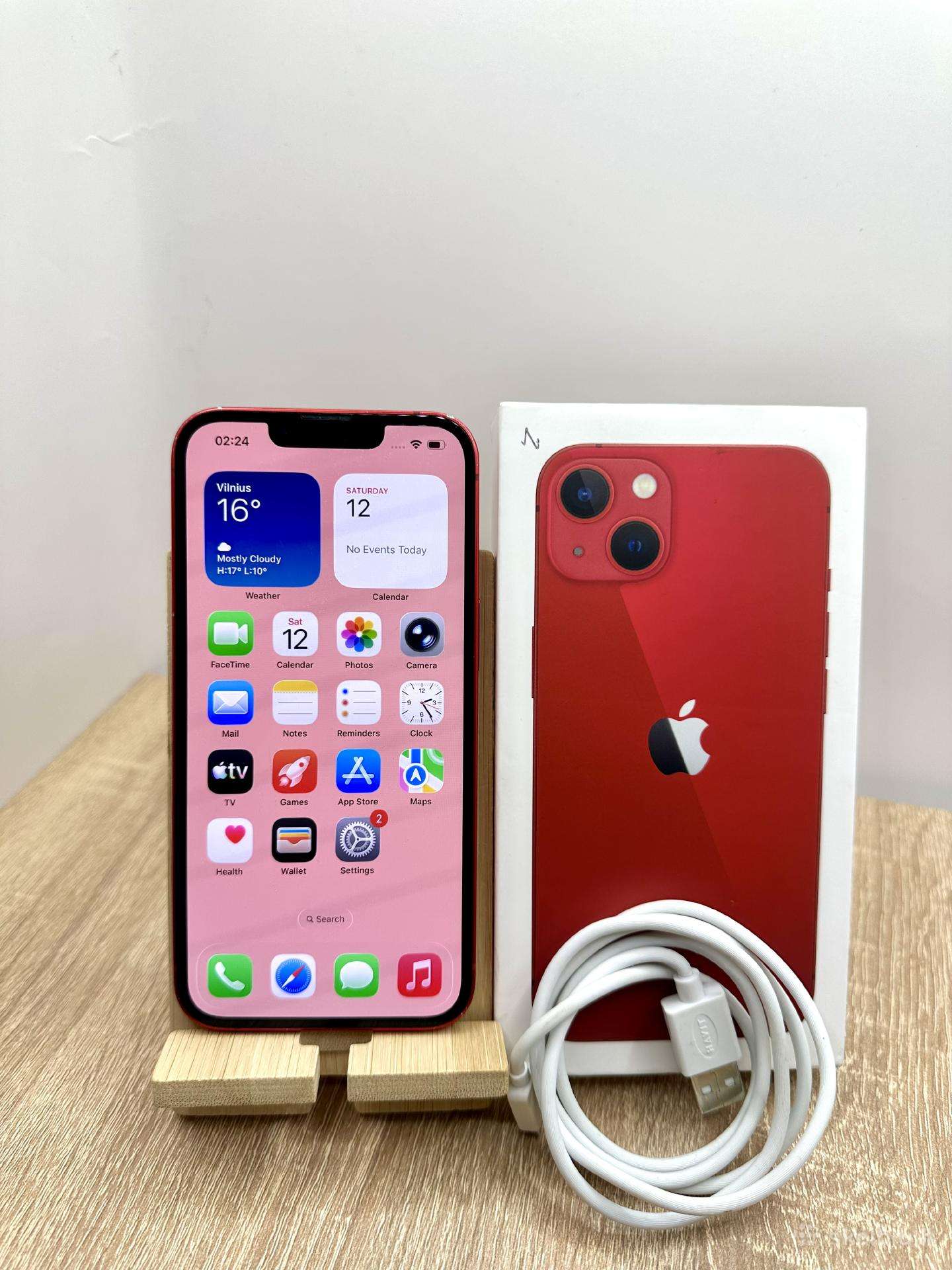 iPhone 13