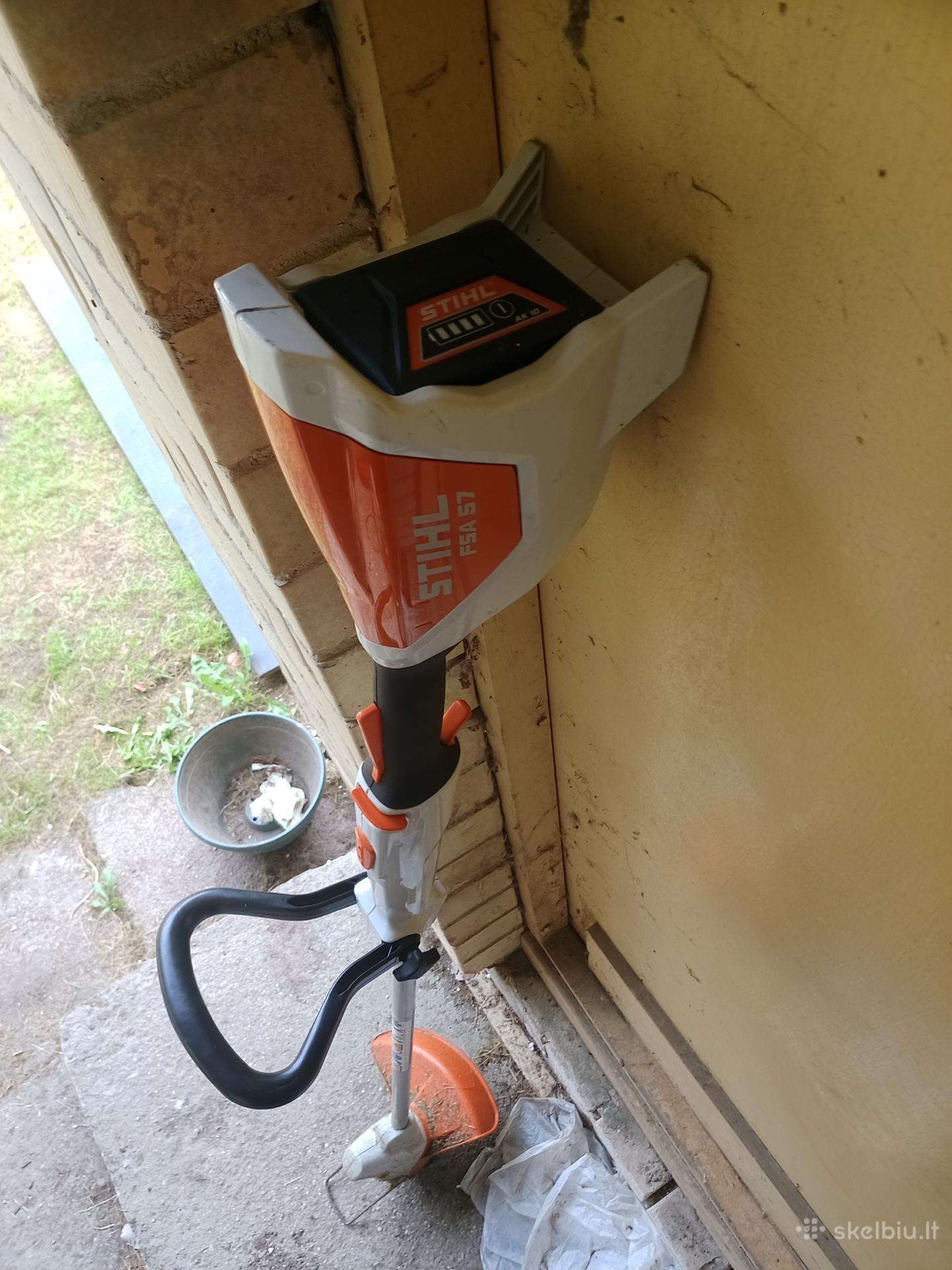 Stihl Akumuliatorinis trimeris su baterija