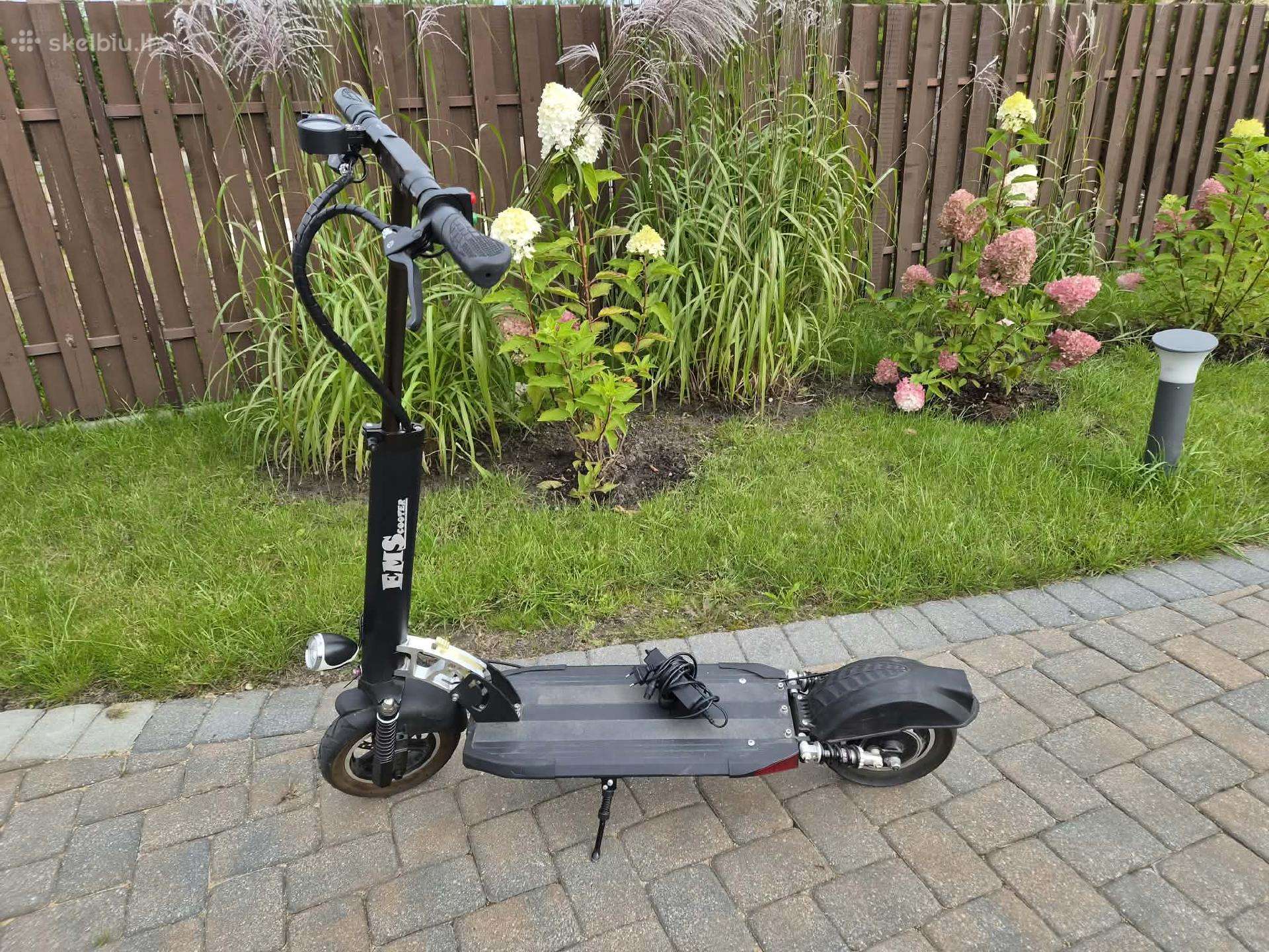 Parduodu paspirktuką Em Scooter Extreem XS