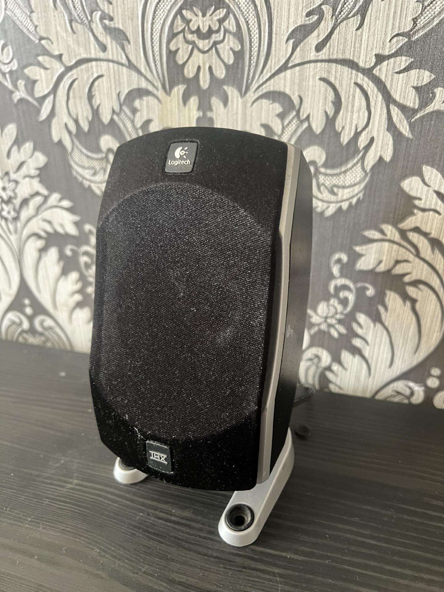 Logitech z5500 satelitai