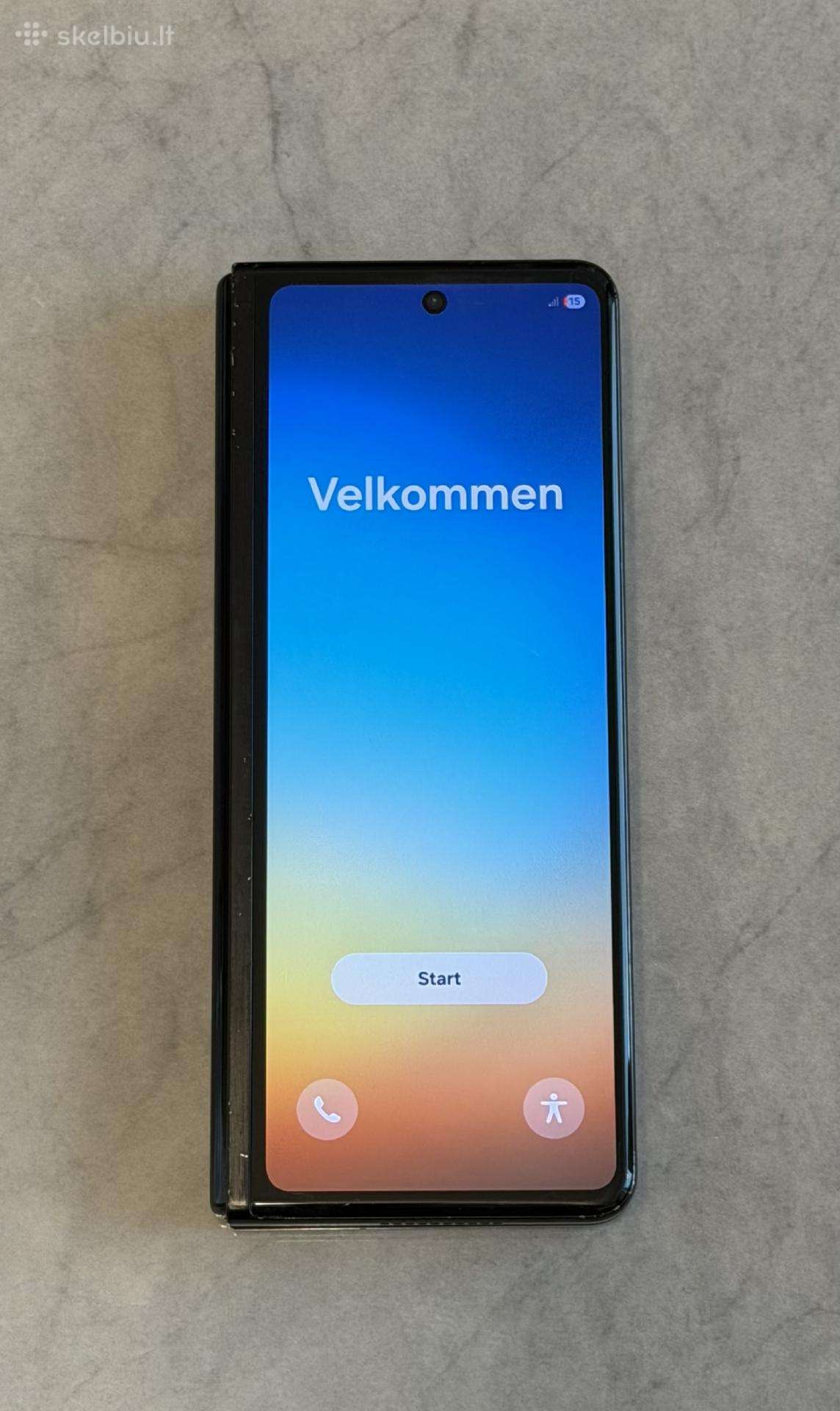 Samsung Galaxy Z Fold3 5G (256gb) atrakintas