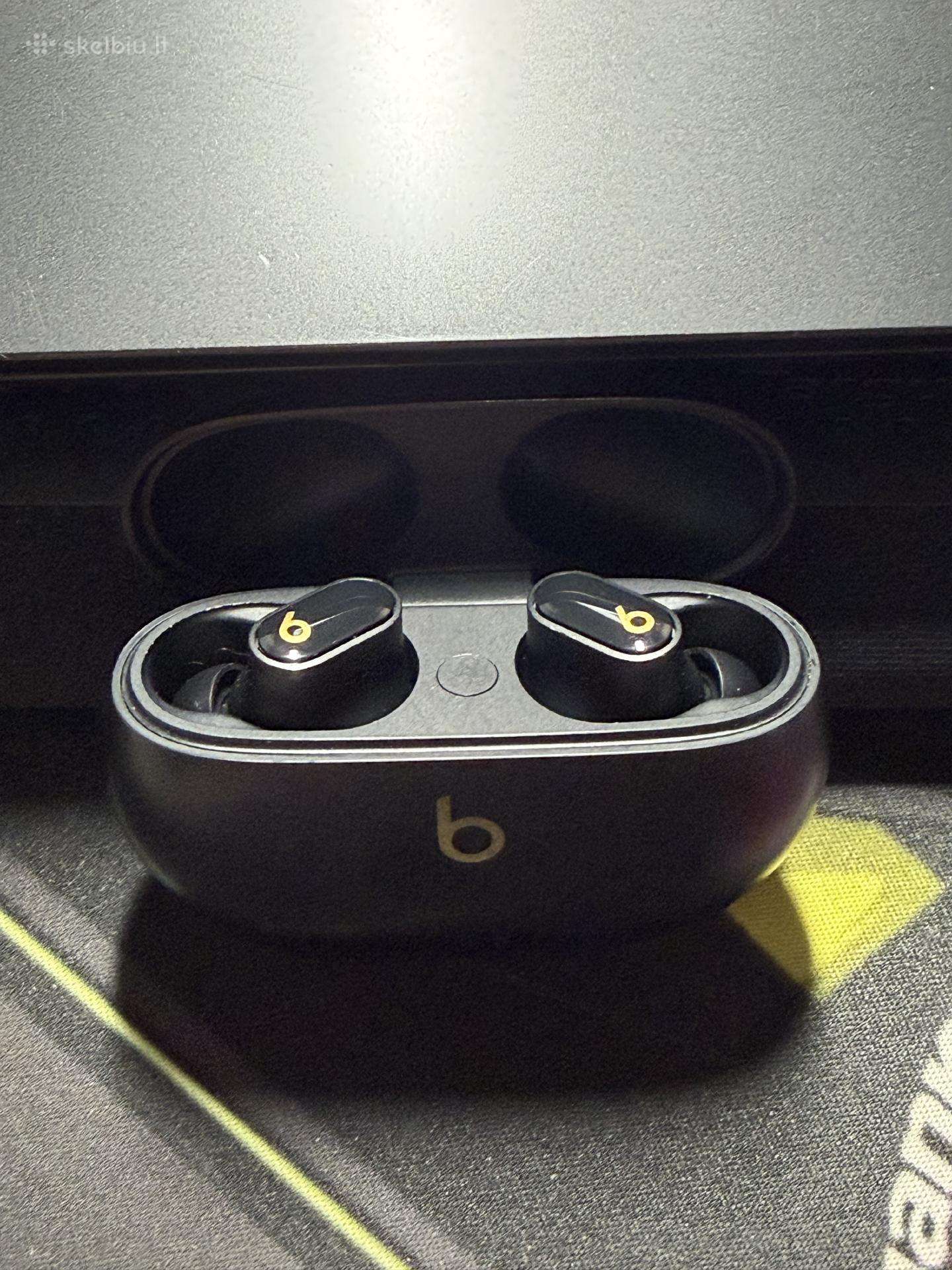 Beats Studio Buds + (2023)