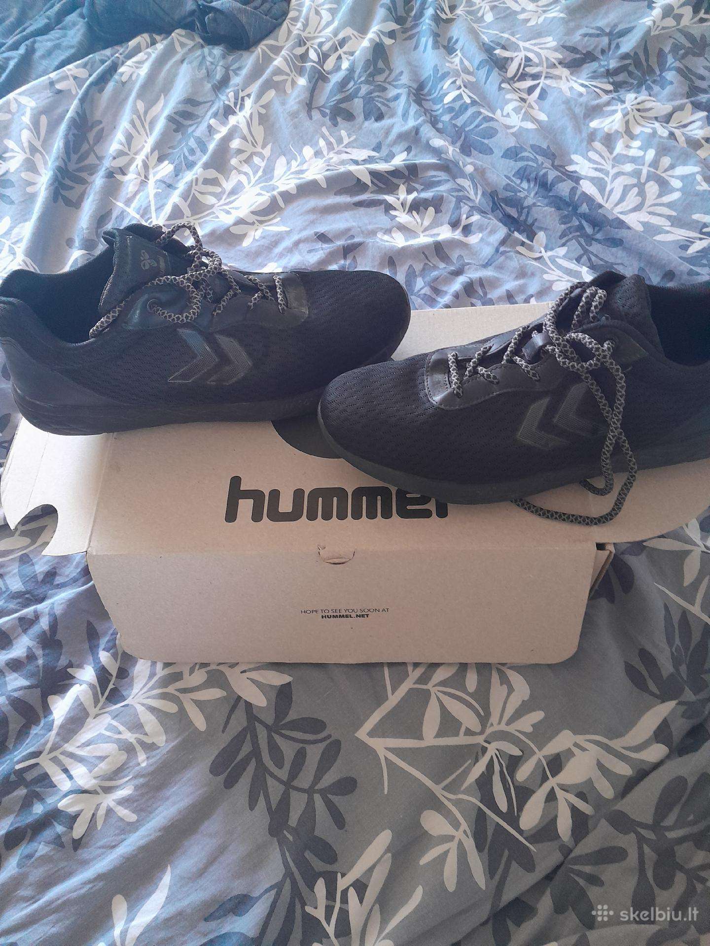 Hummel kedai