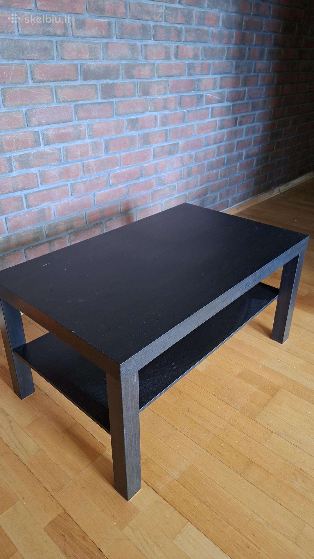 Dovanoju juodą staliuką Lack iš Ikea