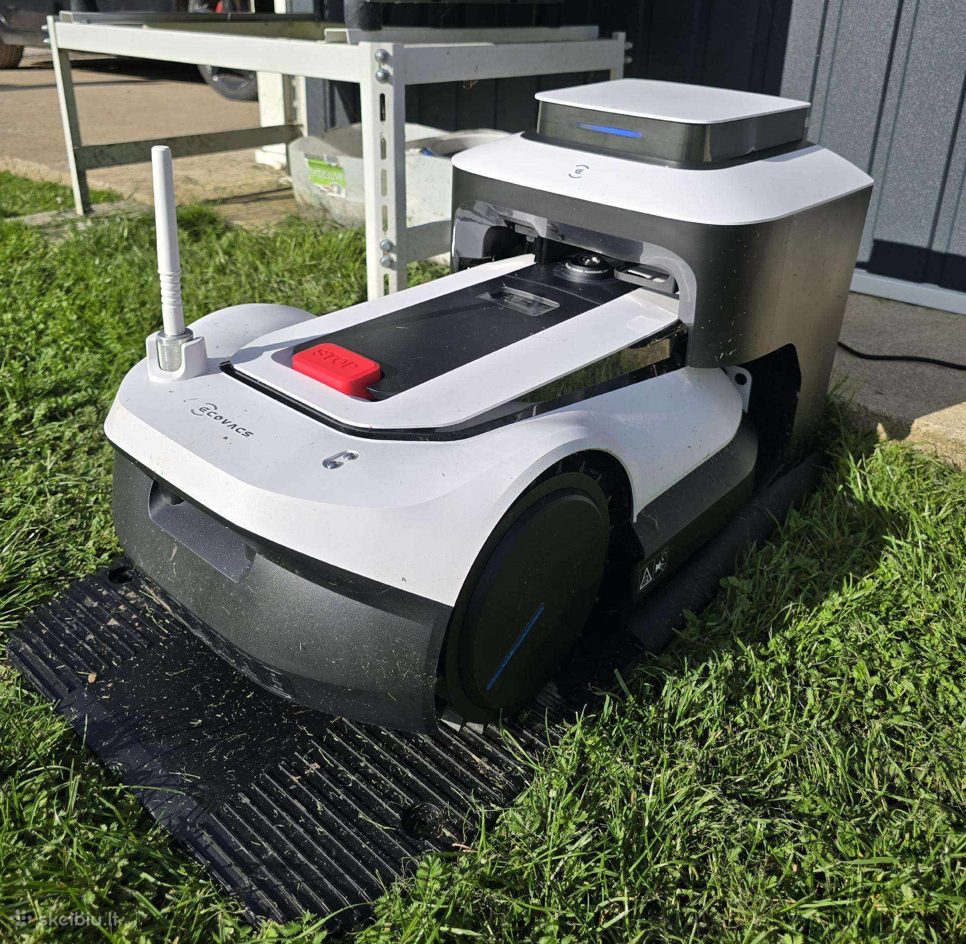 Robotas vejapjovė