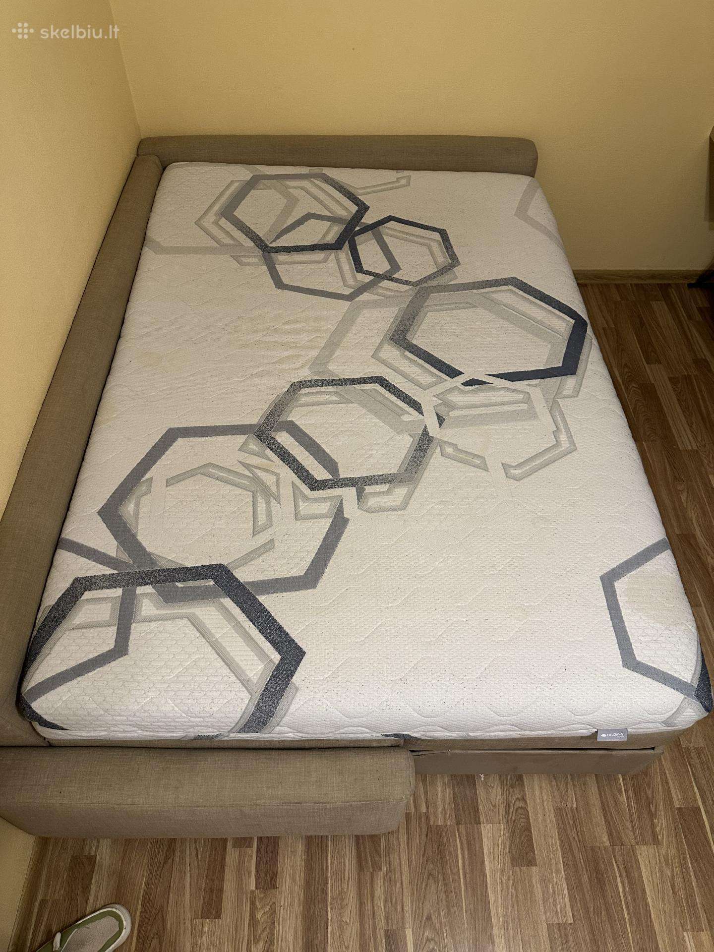 Tvarkingas dvipusis čiužinys 140x200 cm
