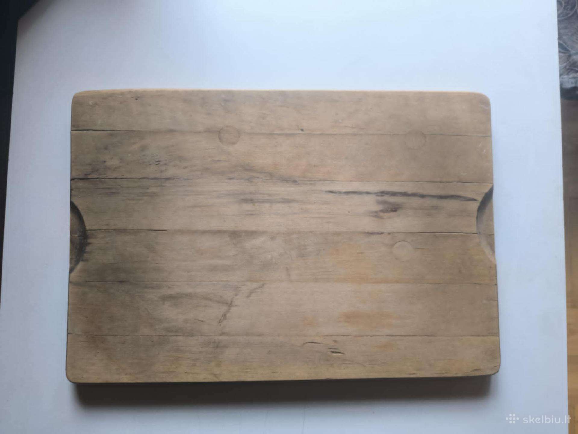 Ąžuolinė pjaustymo lentelė 51 x 34 x 2,5 cm