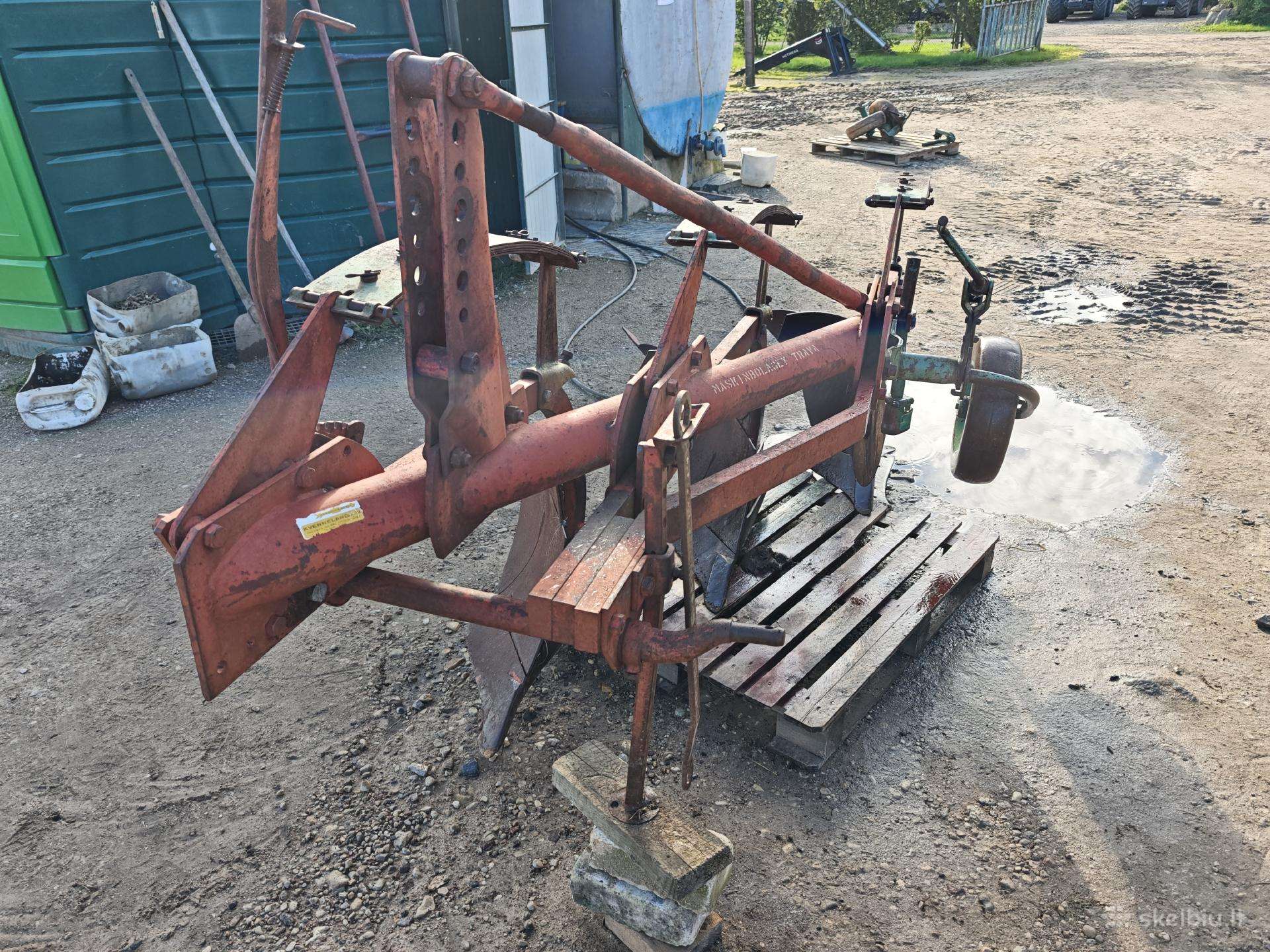 Kverneland, ploughs