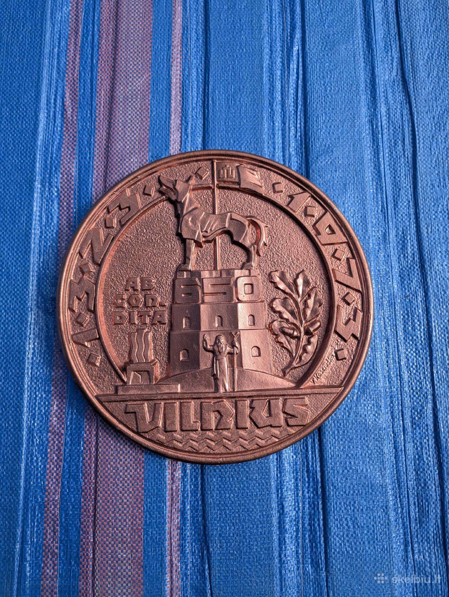 Vintažinis aliuminio bareljefas „Vilnius 650“ 1323