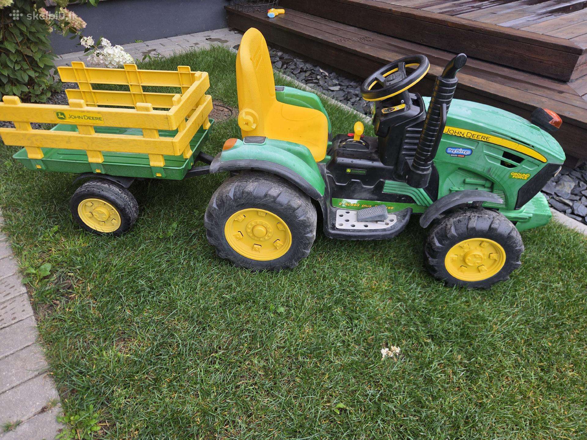 Peg perego john deere el. traktorius