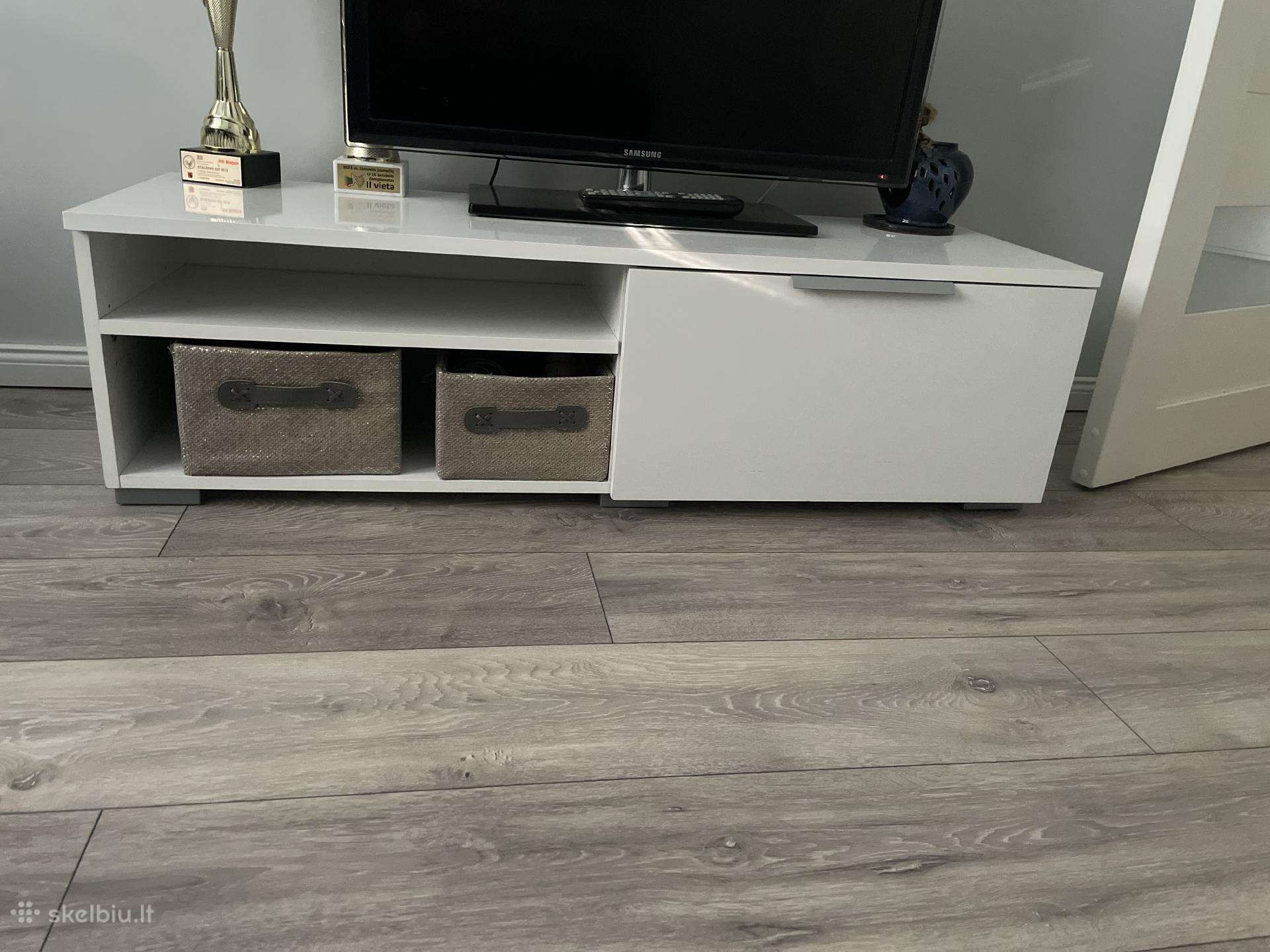 TV spintelė