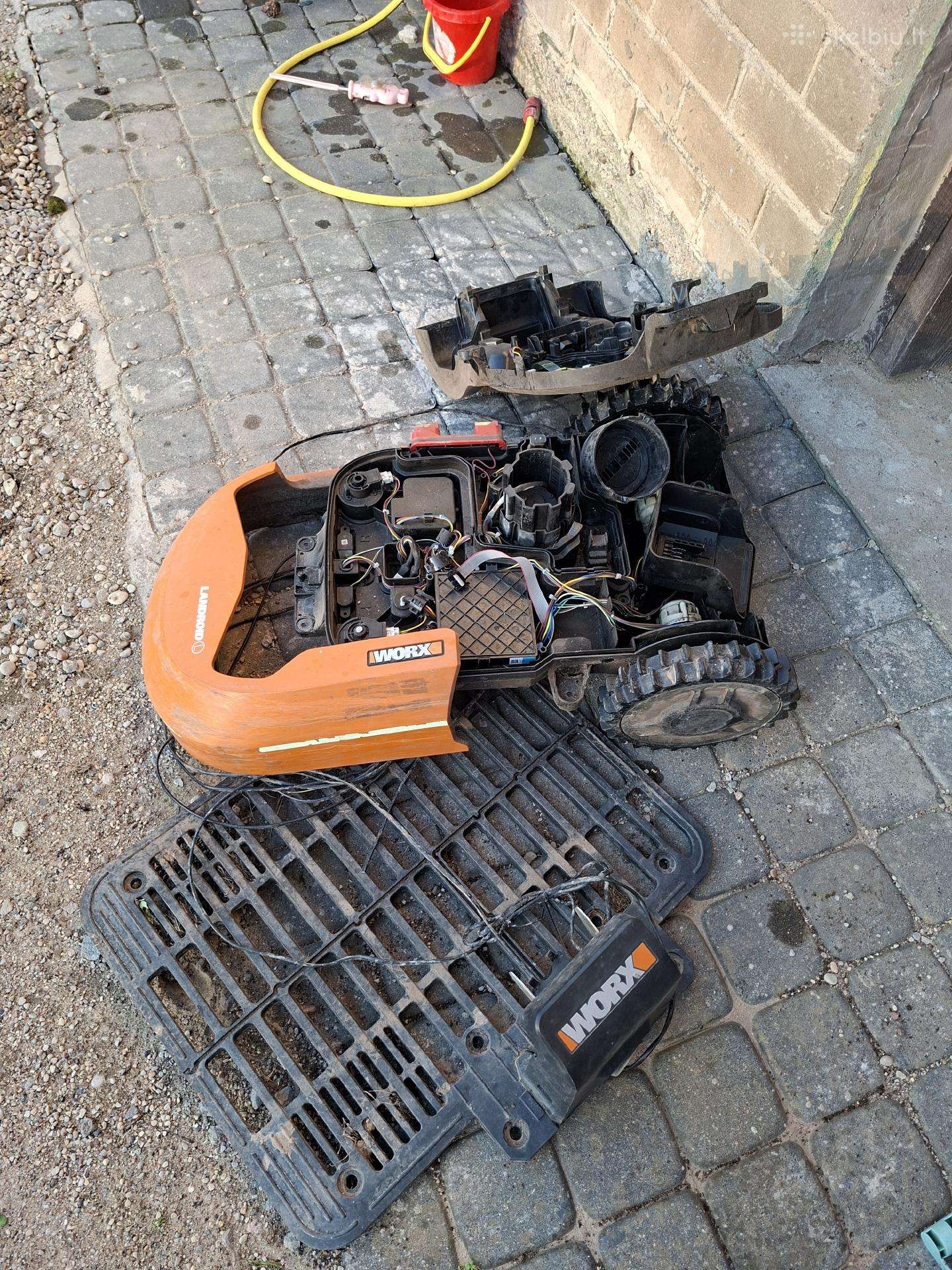 Robotas landroid worx WR 155e 20aru