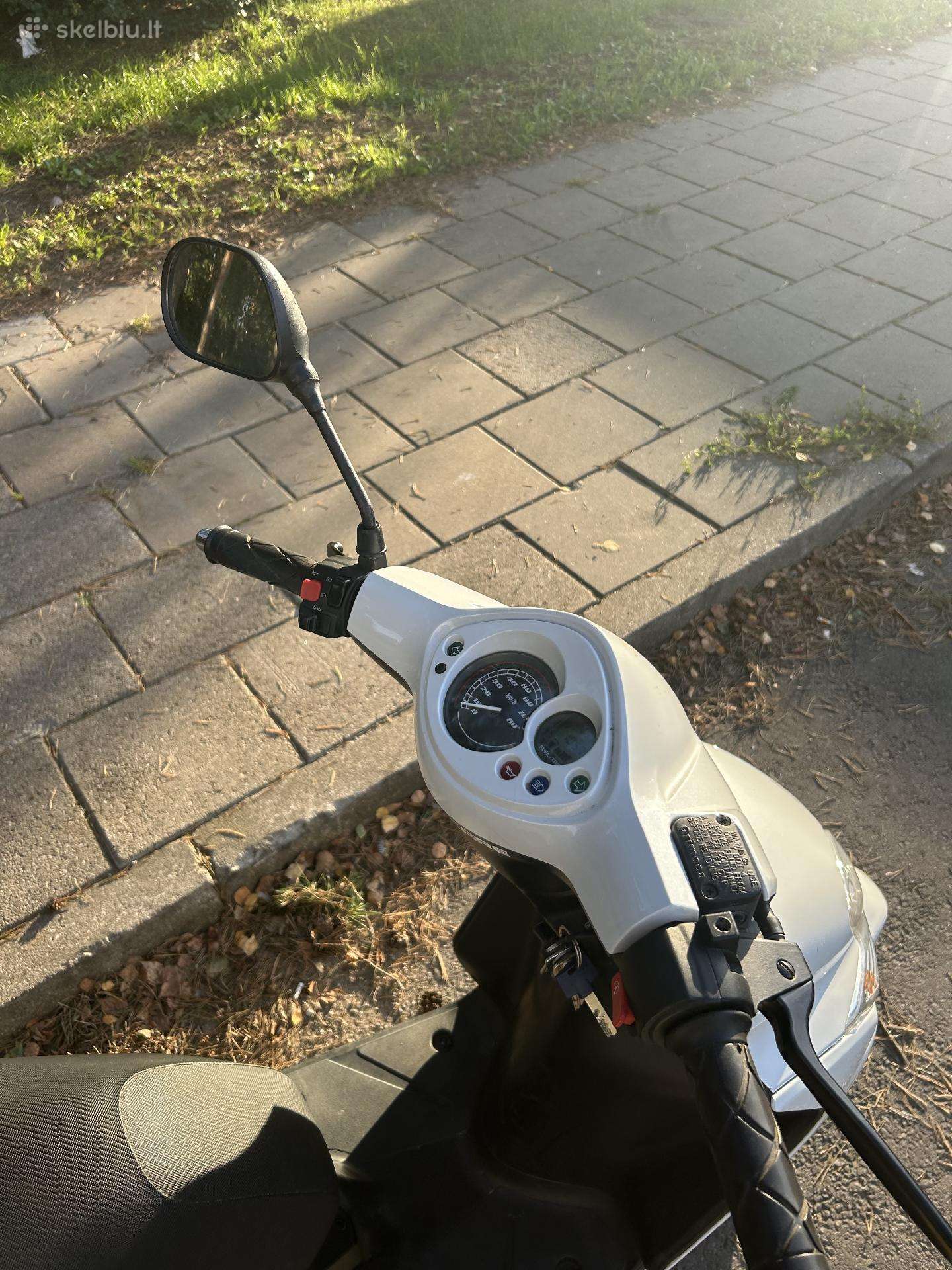 Yamaha Jog, scooters / mopeds