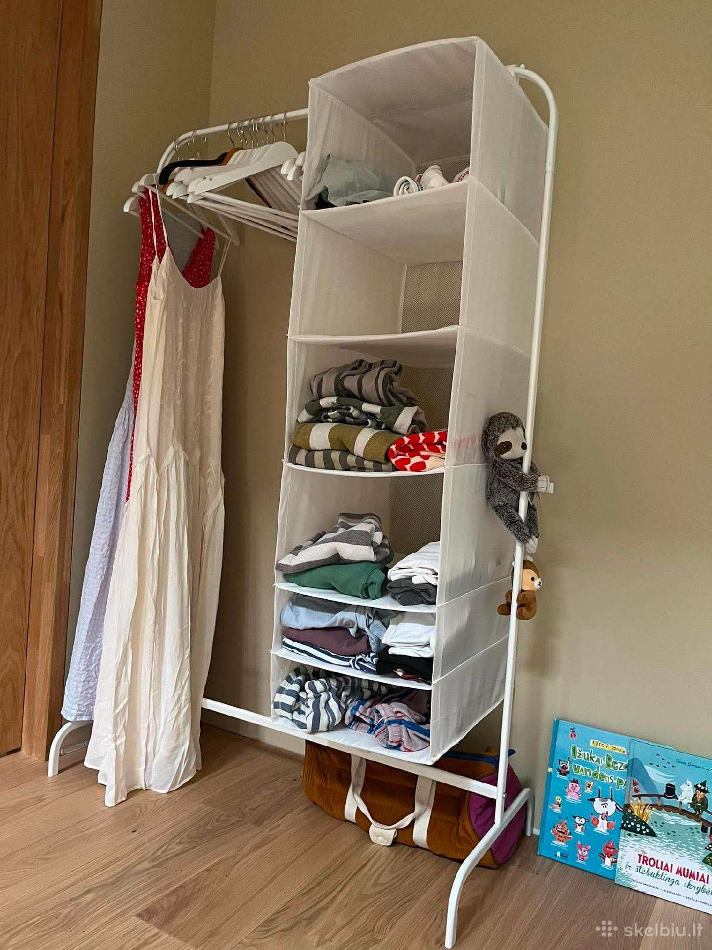 Ikea mulig drabužių kabykla su skyreliais
