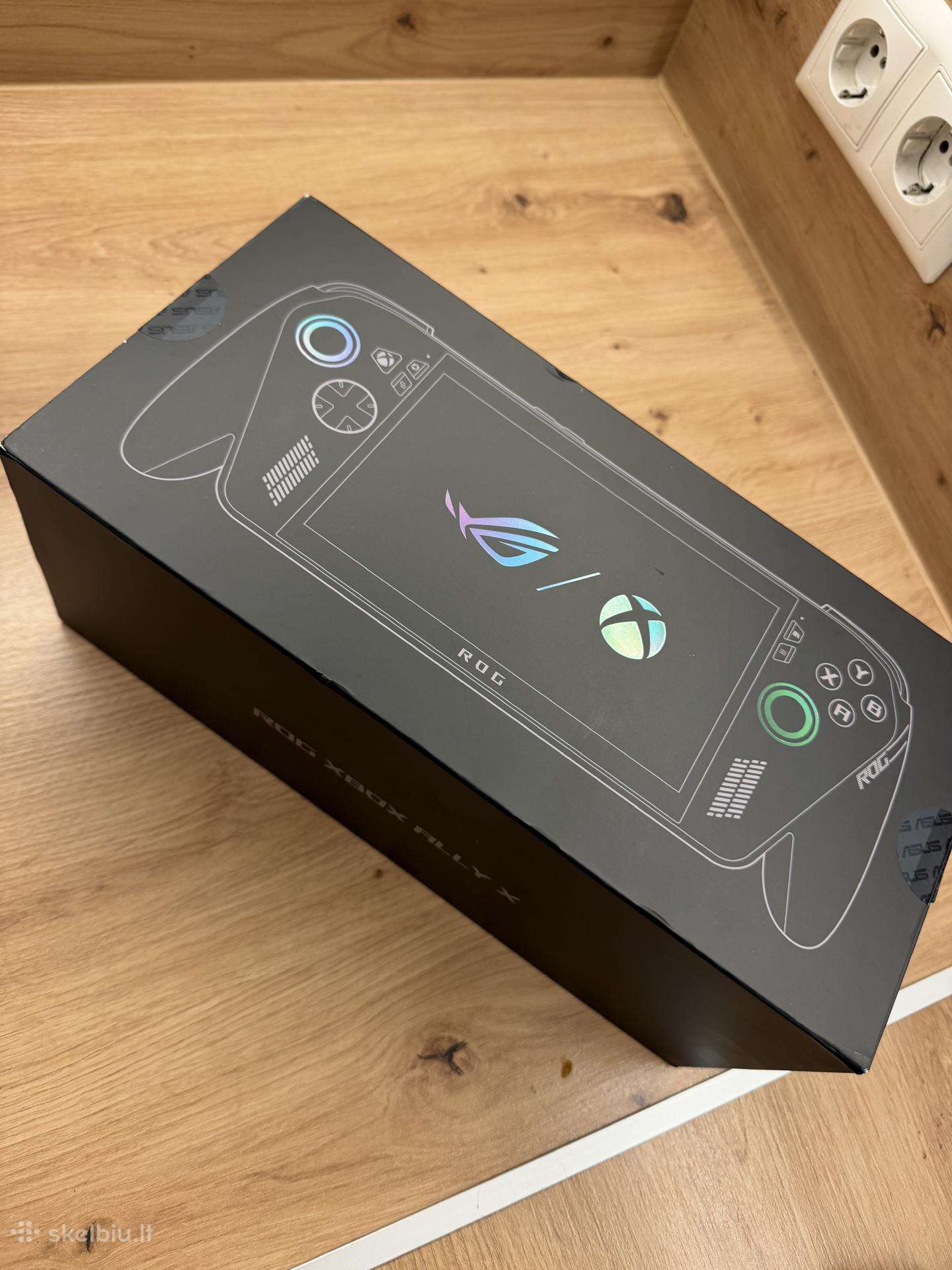 Asus rog Xbox ally x Ai z2 extreme