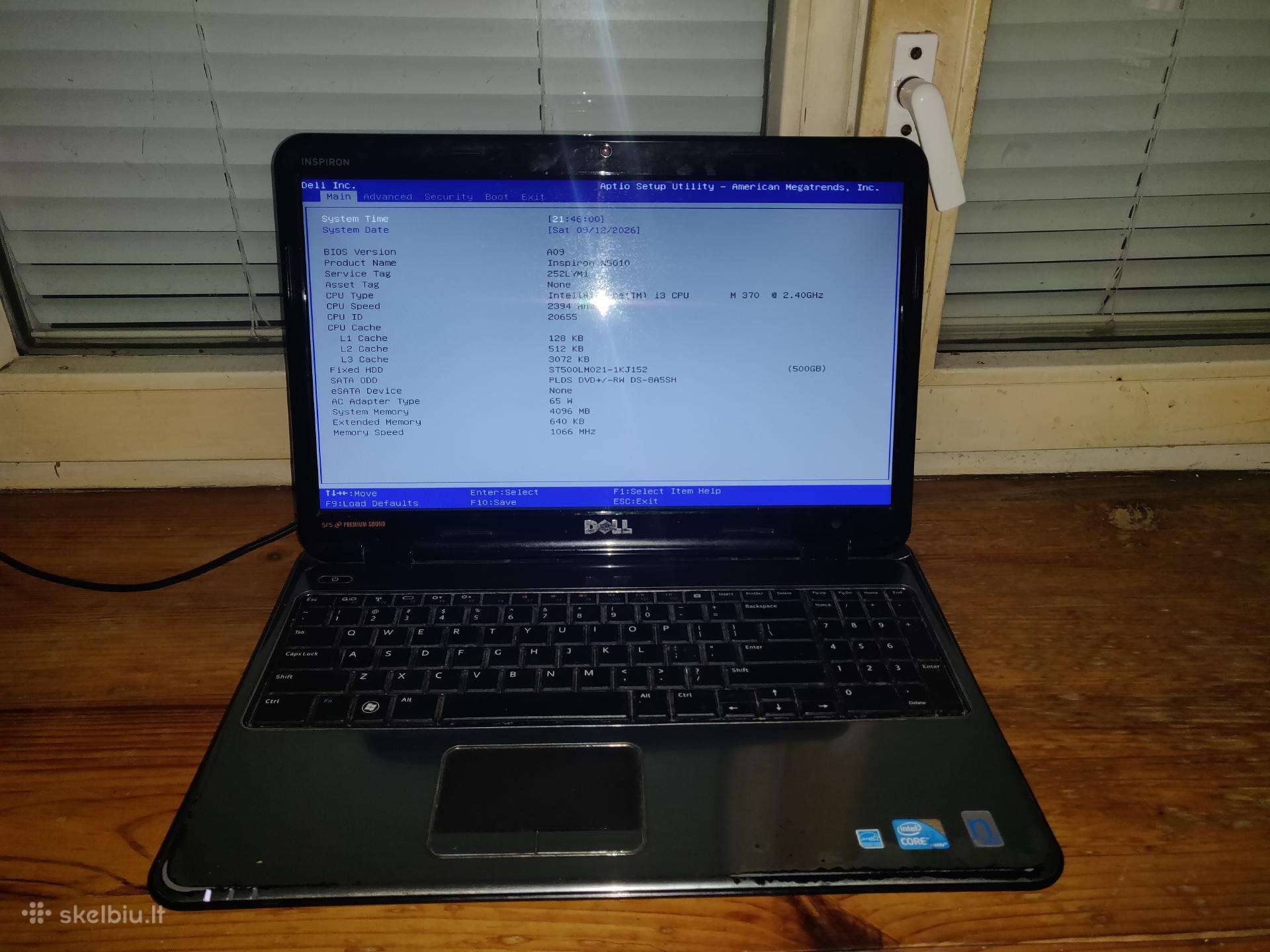 Dell inspiron N5010 su defektu