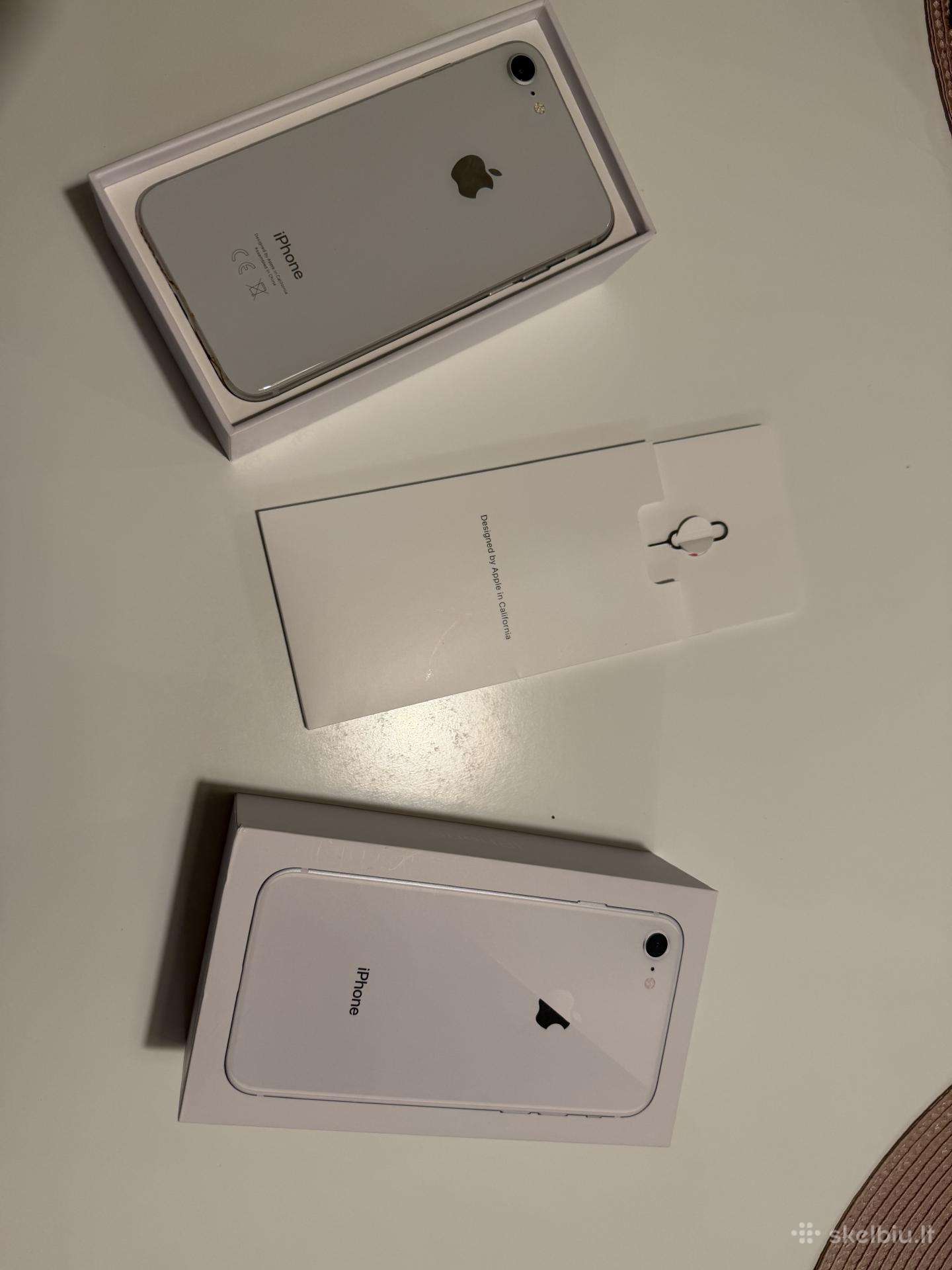 iPhone 8