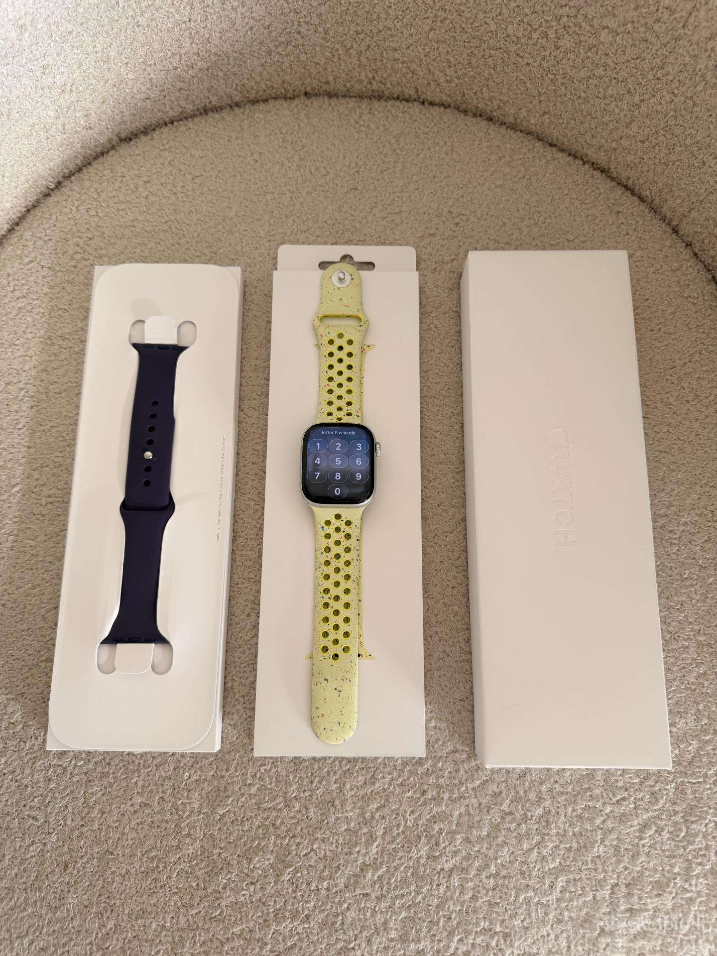 Apple Watch 11 + 1 metu garantija