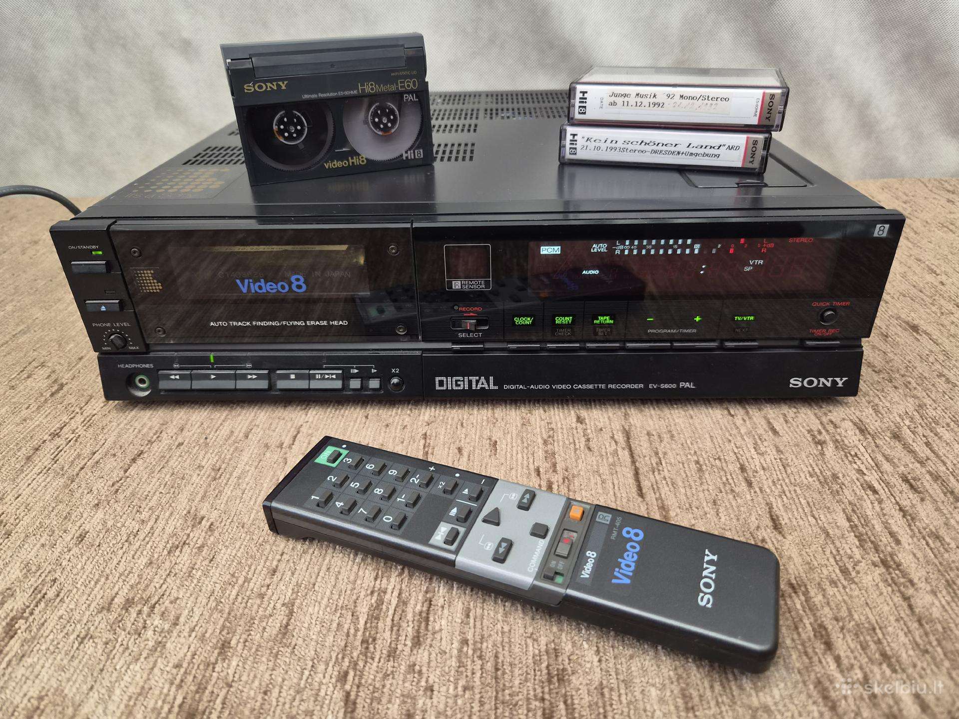 Video8 stereo magas
