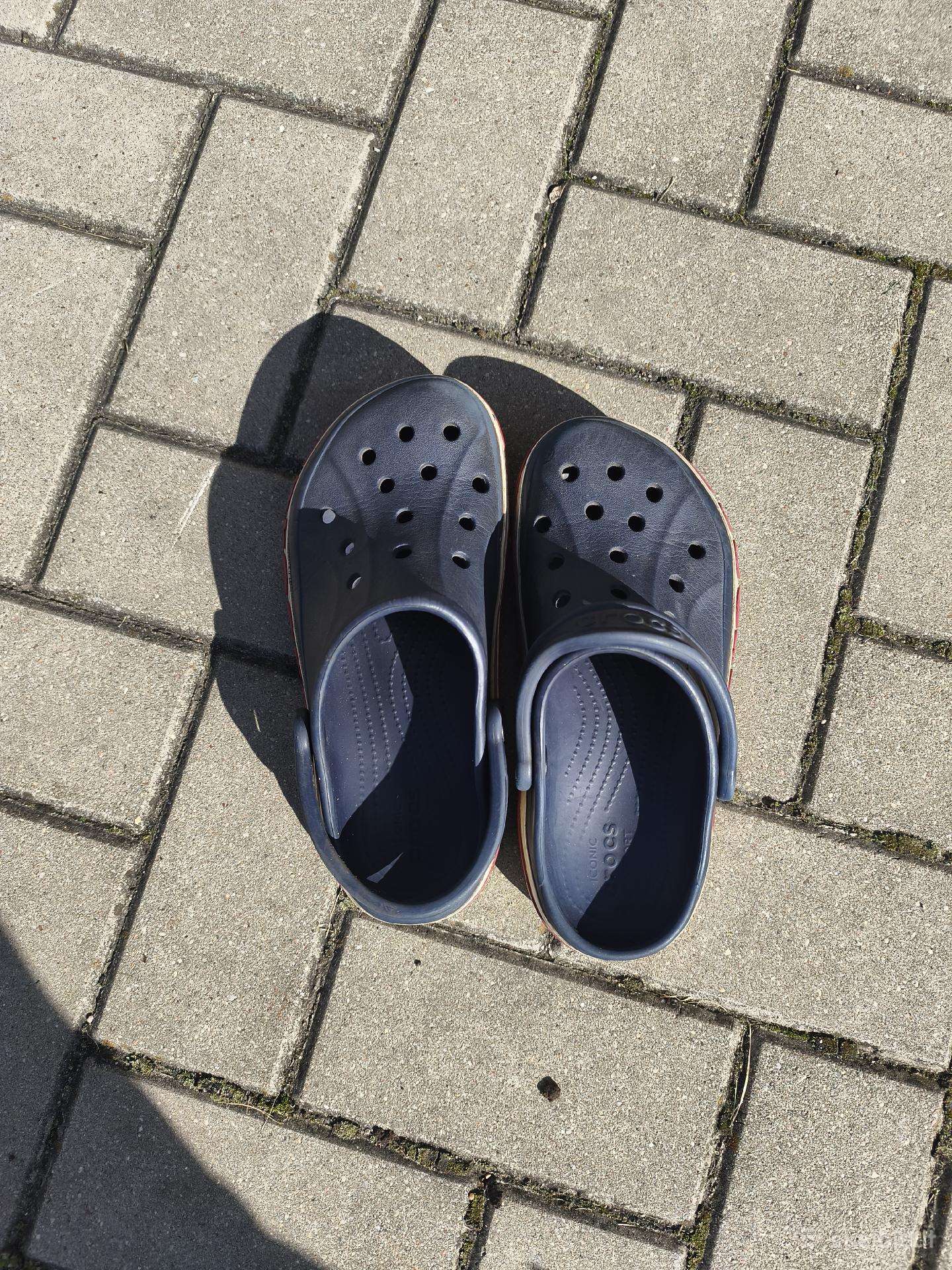 Parduodami Crocs mėlyni vaikiški kroksai / 39