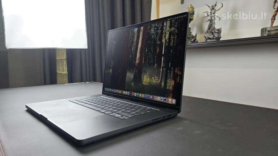 Apple MacBook pro 16" m4 Max