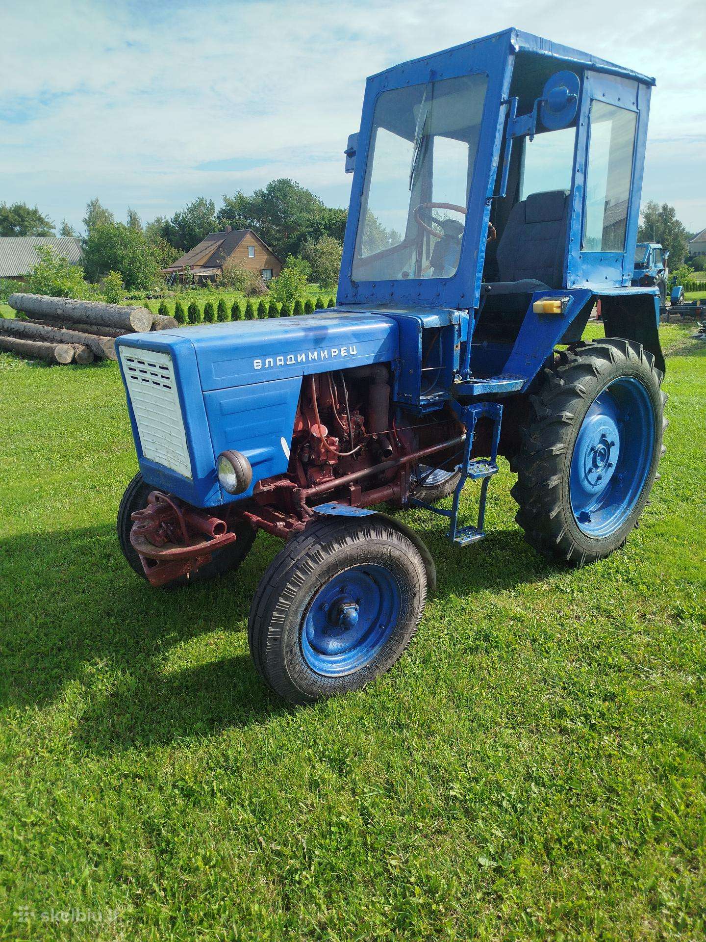 Traktorius T-25