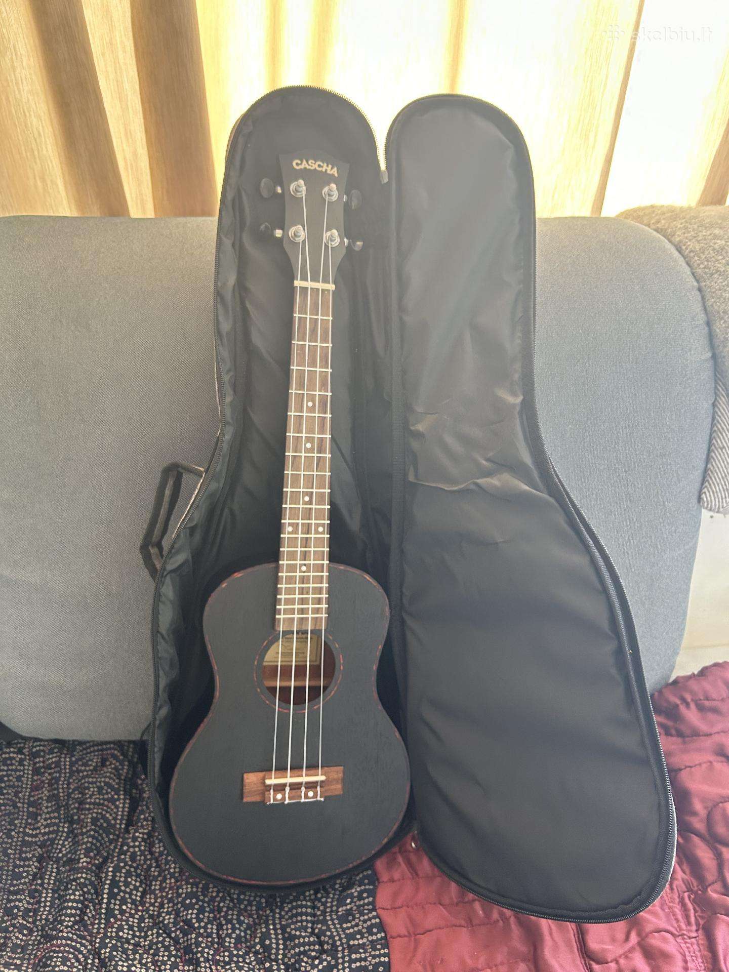 Tenor ukulele Cascha Mahogany black Hh 2305