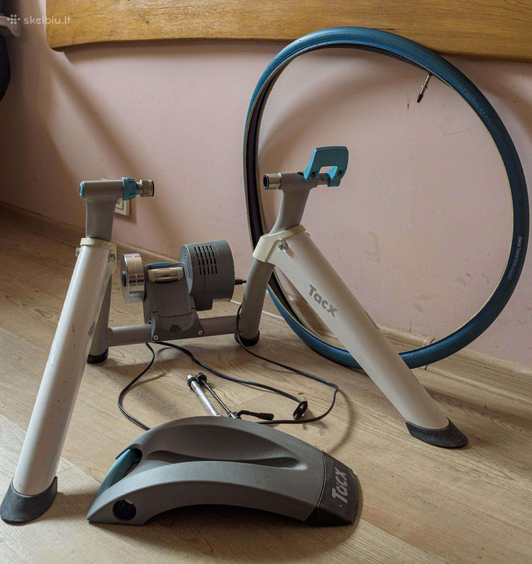Treniruoklis Tacx Flow Smart