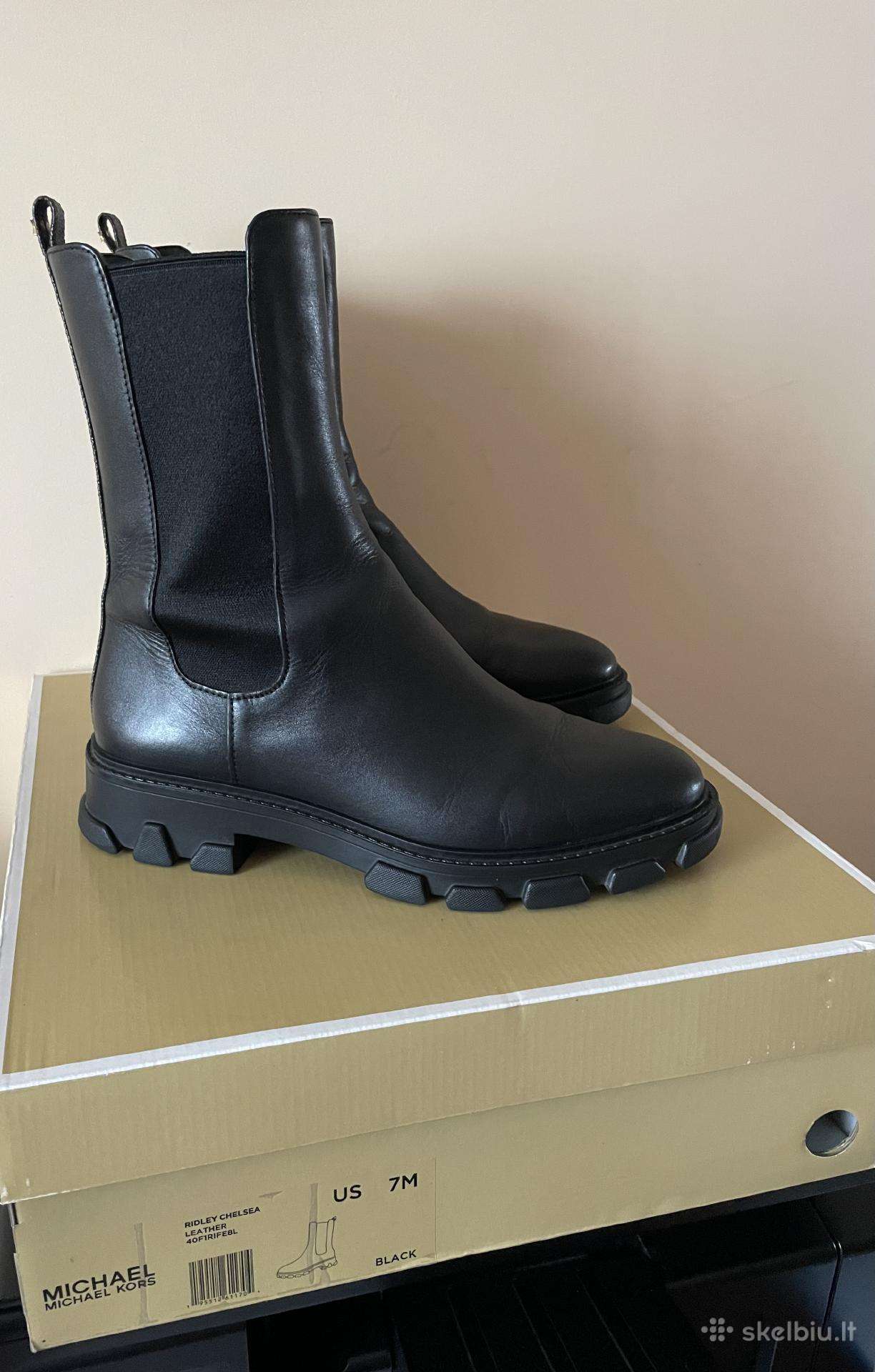 Odiniai aulinukai Michael Kors