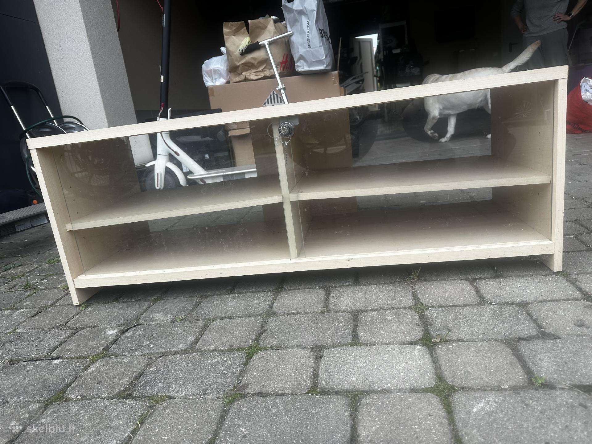 TV staliukas
