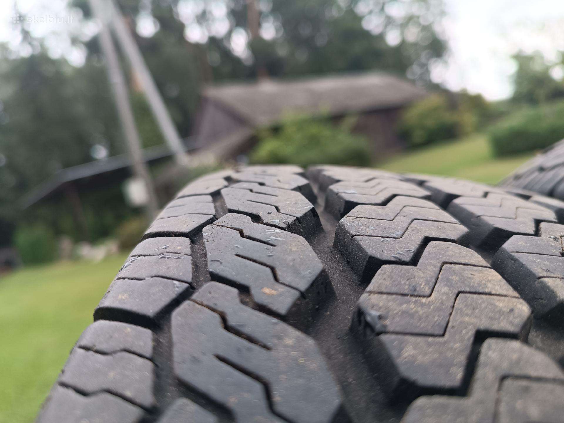 Continental, universalios 195/70 R15