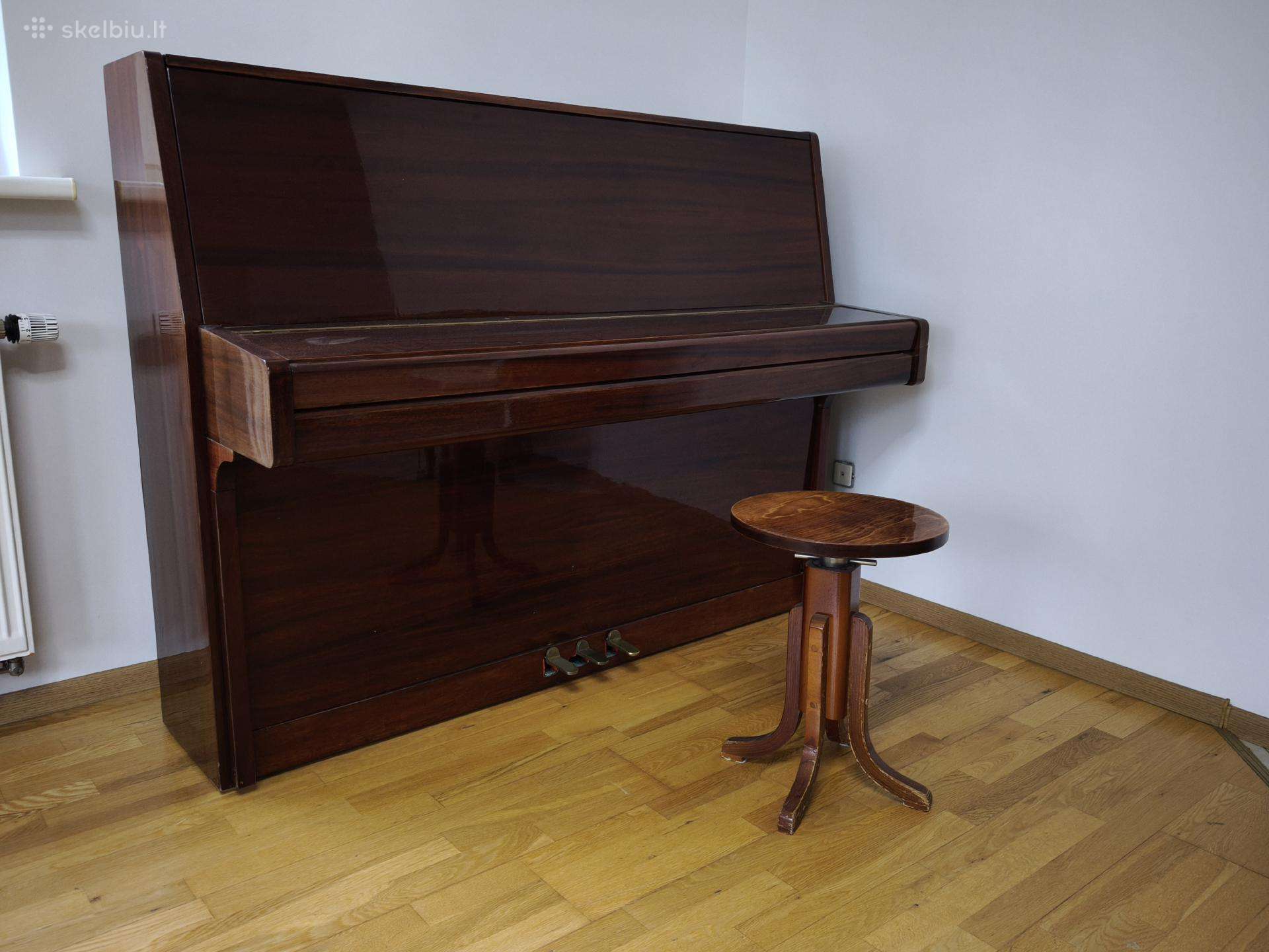Pianinas Ryga
