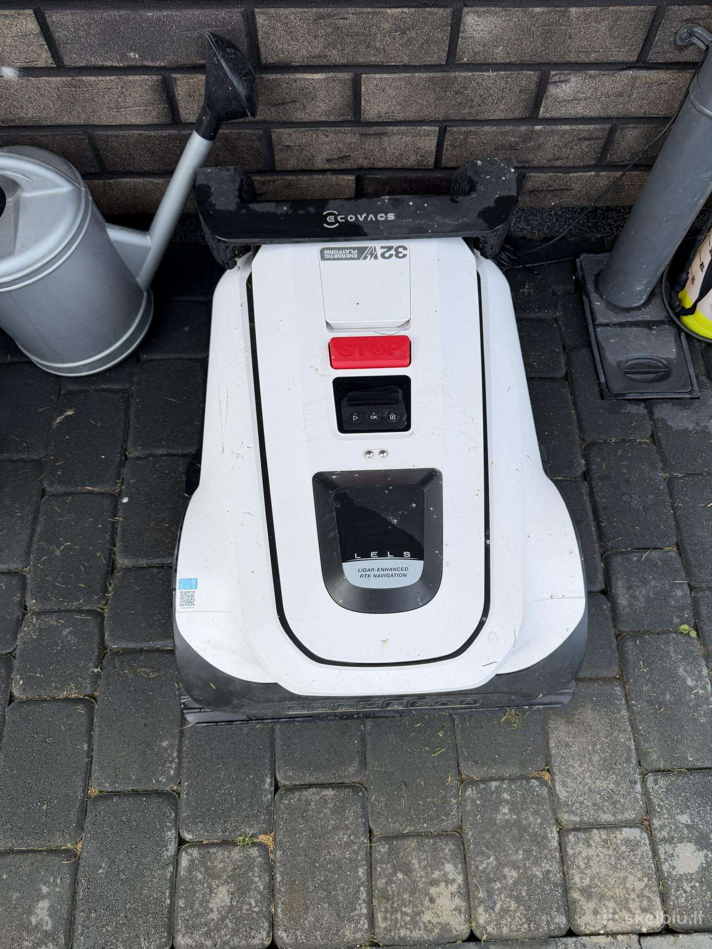 Žolės robotas Ecovas A1600
