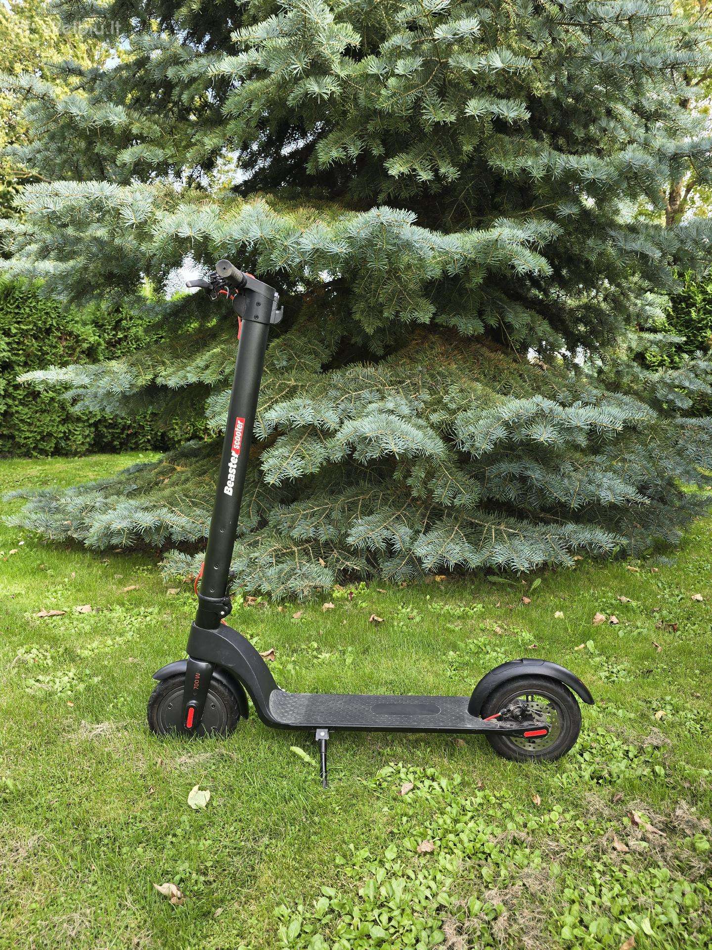 Elektrinis paspirtukas Beaster Scooter Bs700b