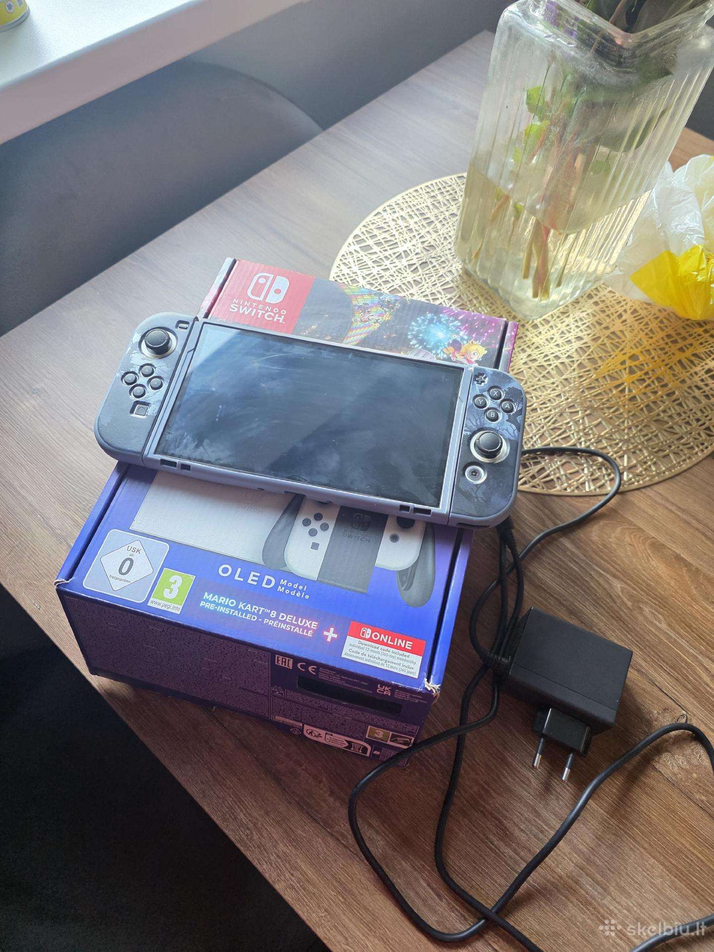 Parduodamas Nintendo Swith Oled