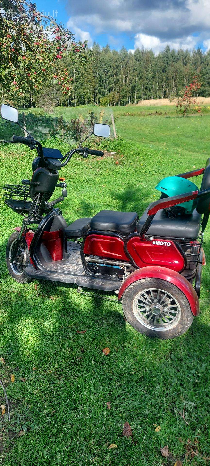 Parduodu trirati motoroleri