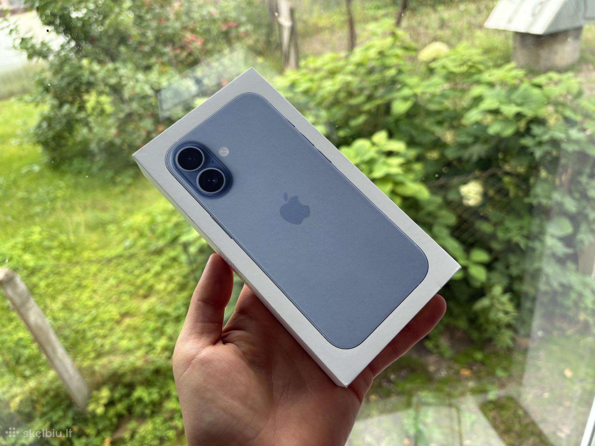iPhone 17 Mist Blue