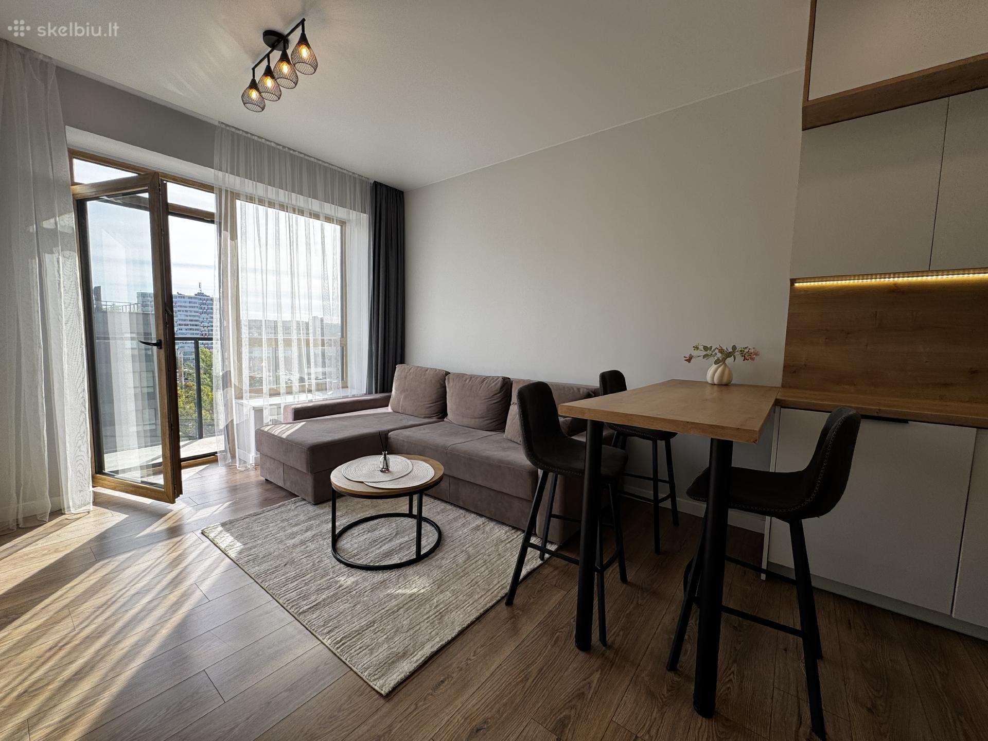 2 k. butas Žirmūnuose, Verkių g. 39,4 m²