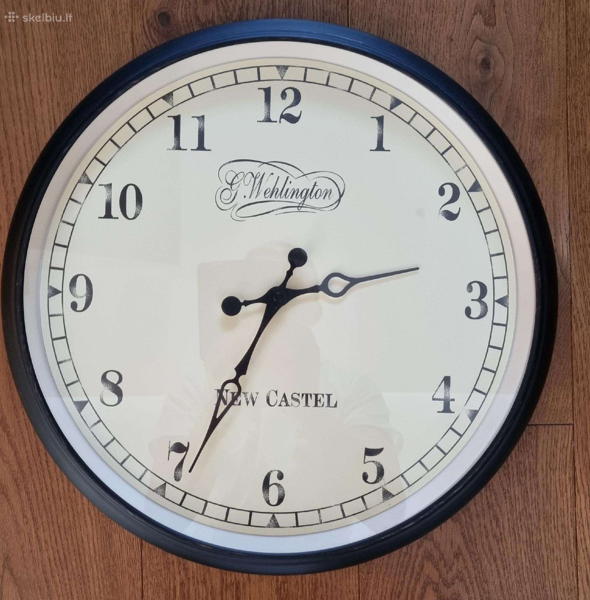 Sieninis laikrodis „New Castel“ – 45 cm, baltas