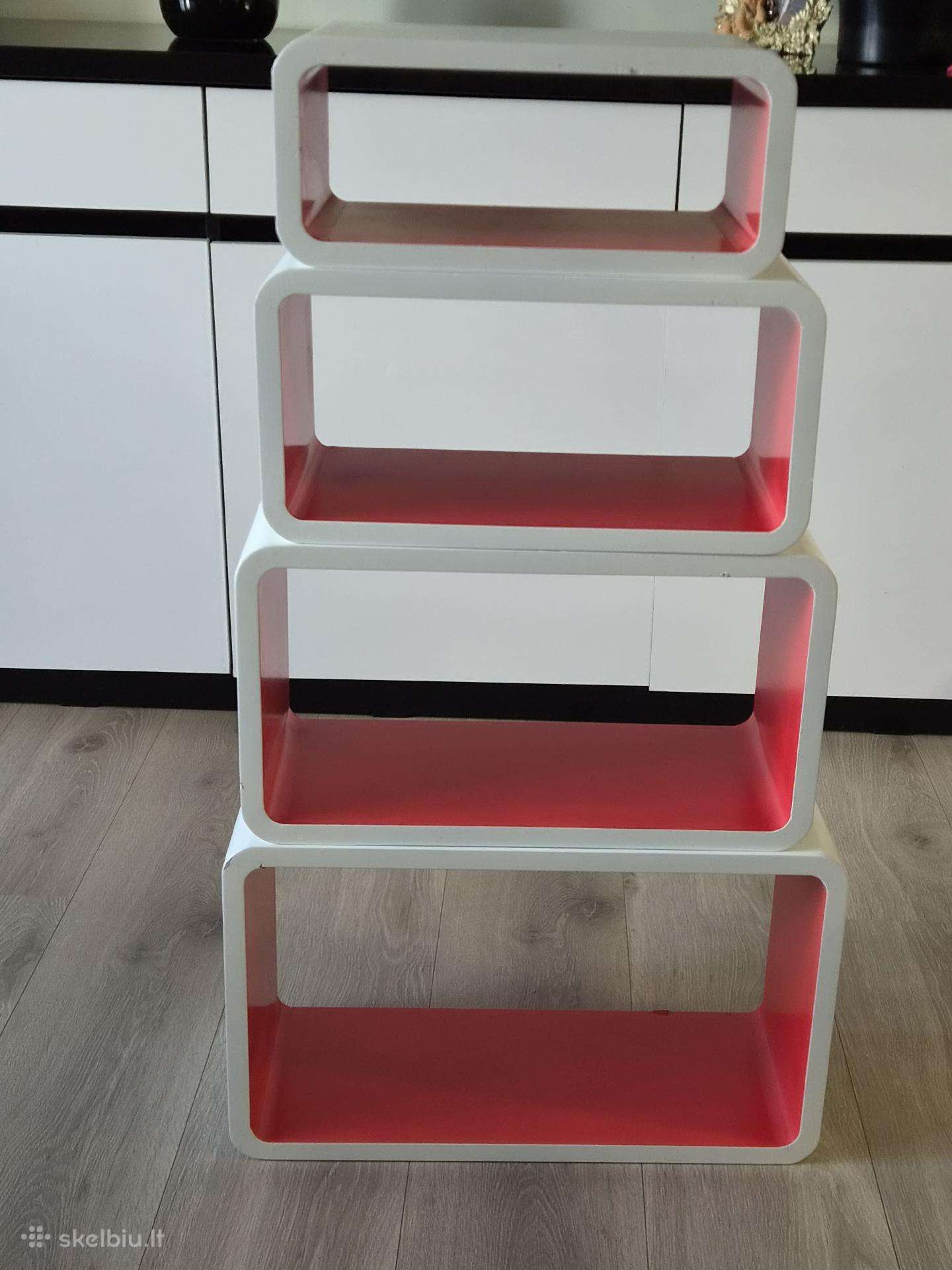 Parduodu lentynas 4 vnt. drėgmei atsparios