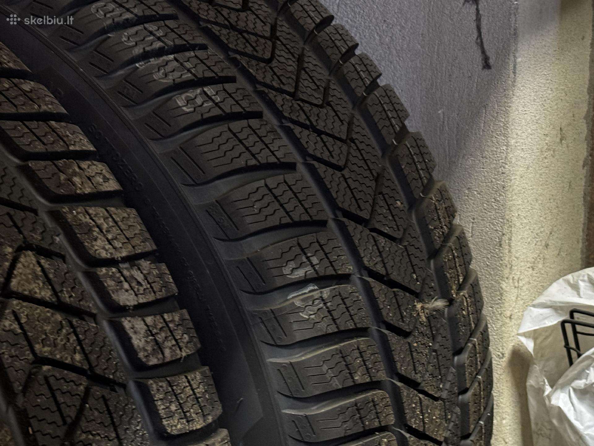Pirelli, зимние 225/50 R17