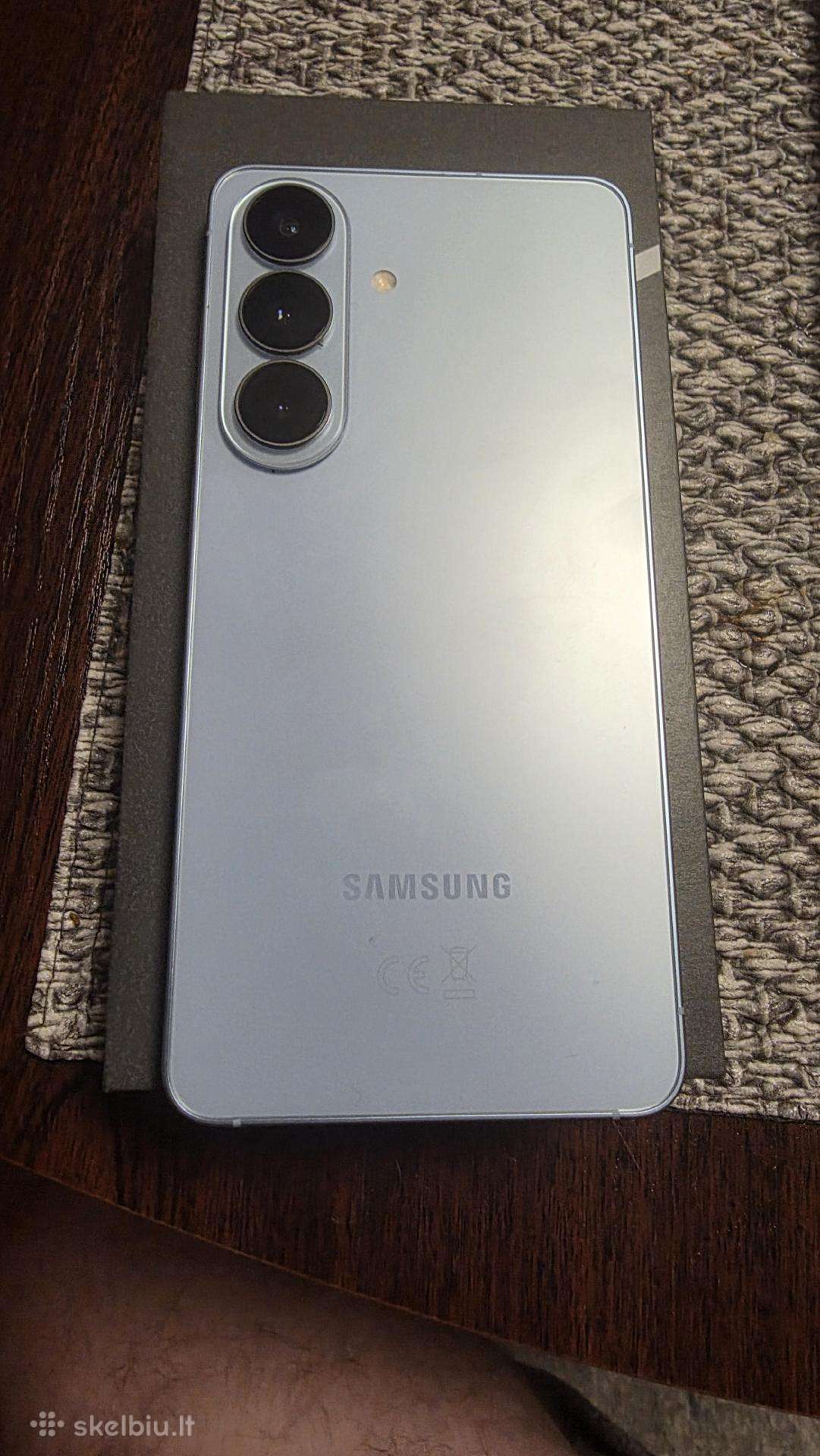 Samsung s26 12/256gb