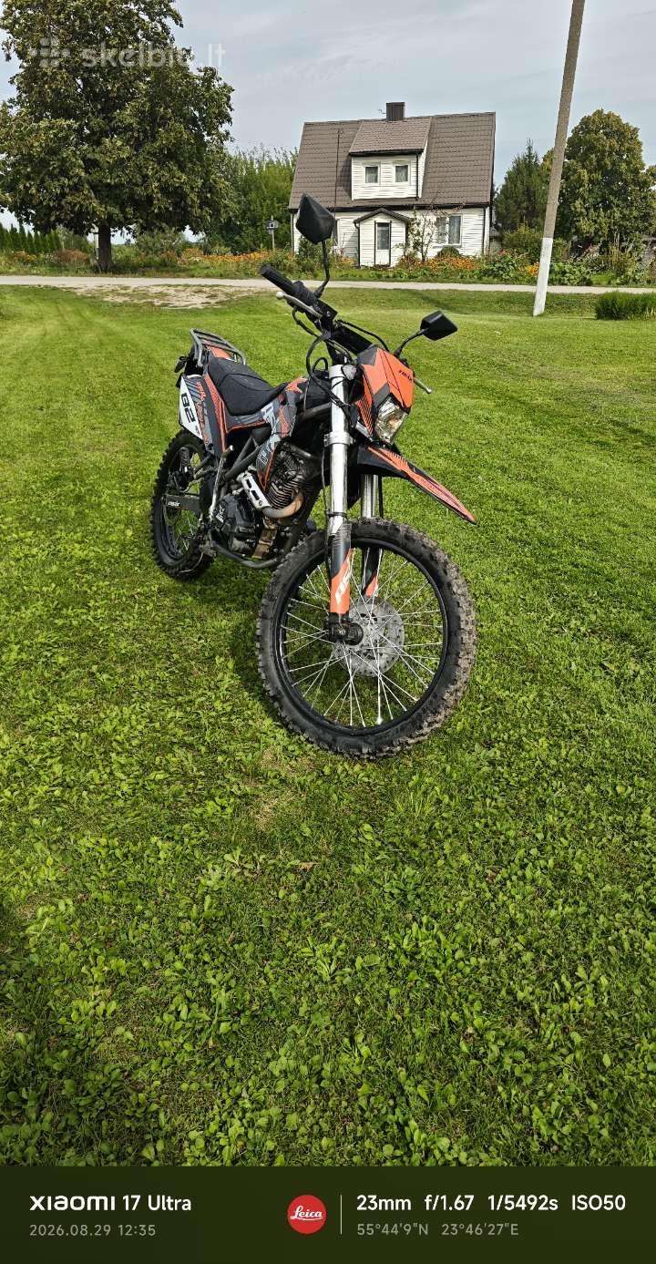 Asix xb-82 250cc