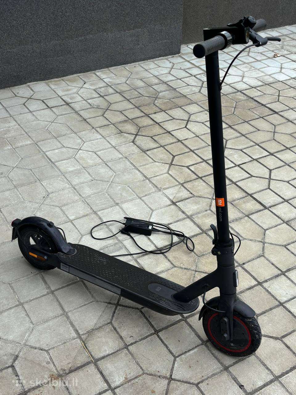 Xiaomi Mi Electric Scooter Pro 2 – naujas