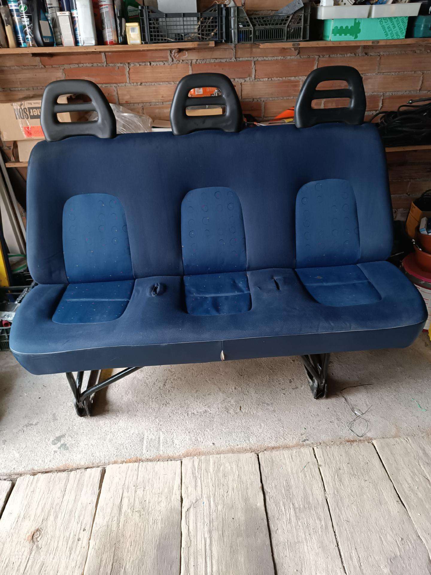 Mikro autobuso sedynes